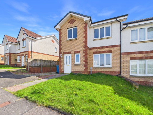 Modern three-bedroom semi-detached house to let in Nitshill, Glasgow.
