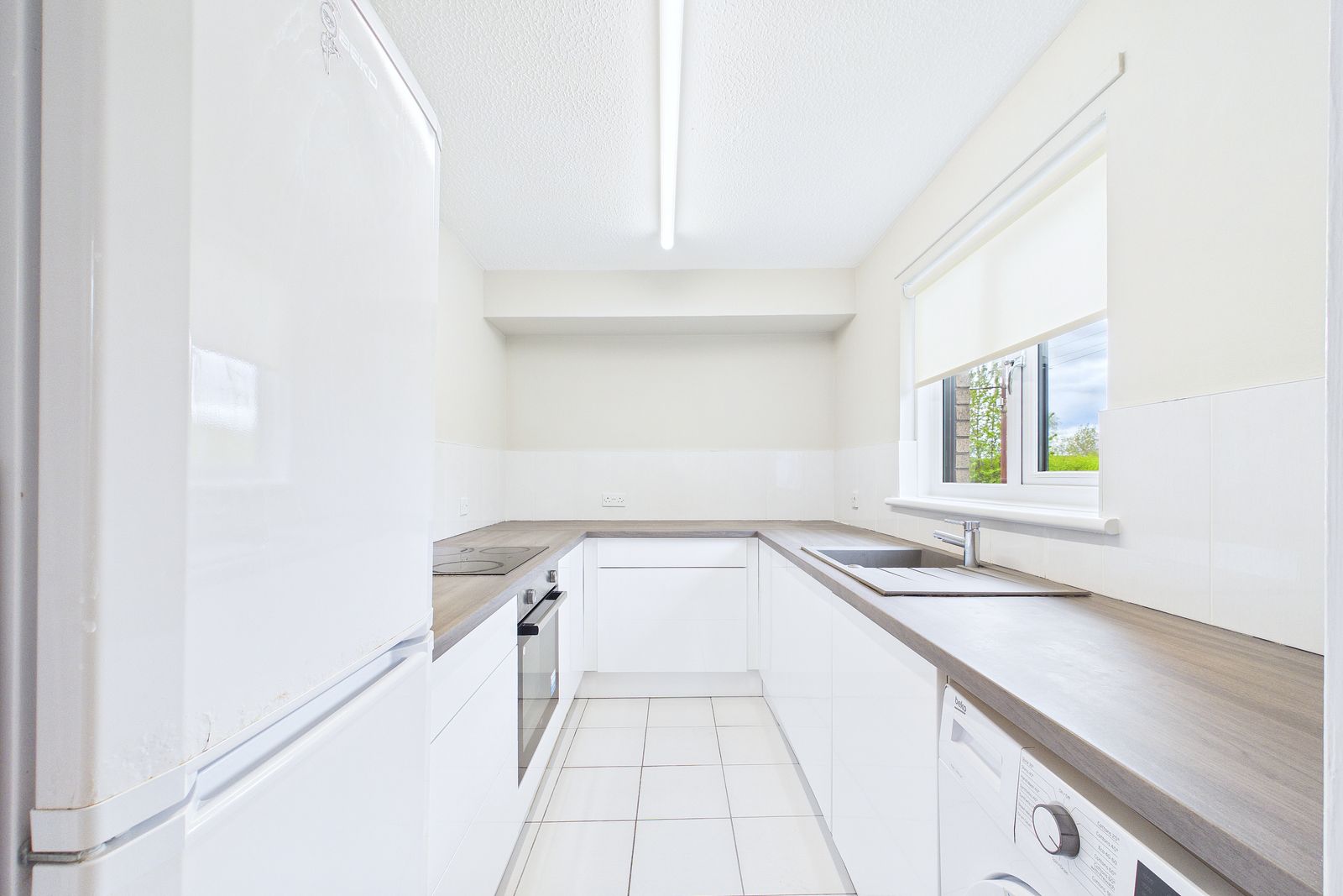 22-kemp-street-kitchen Beautifully refurbished two-bedroom ground floor flat to let in Springburn, Glasgow