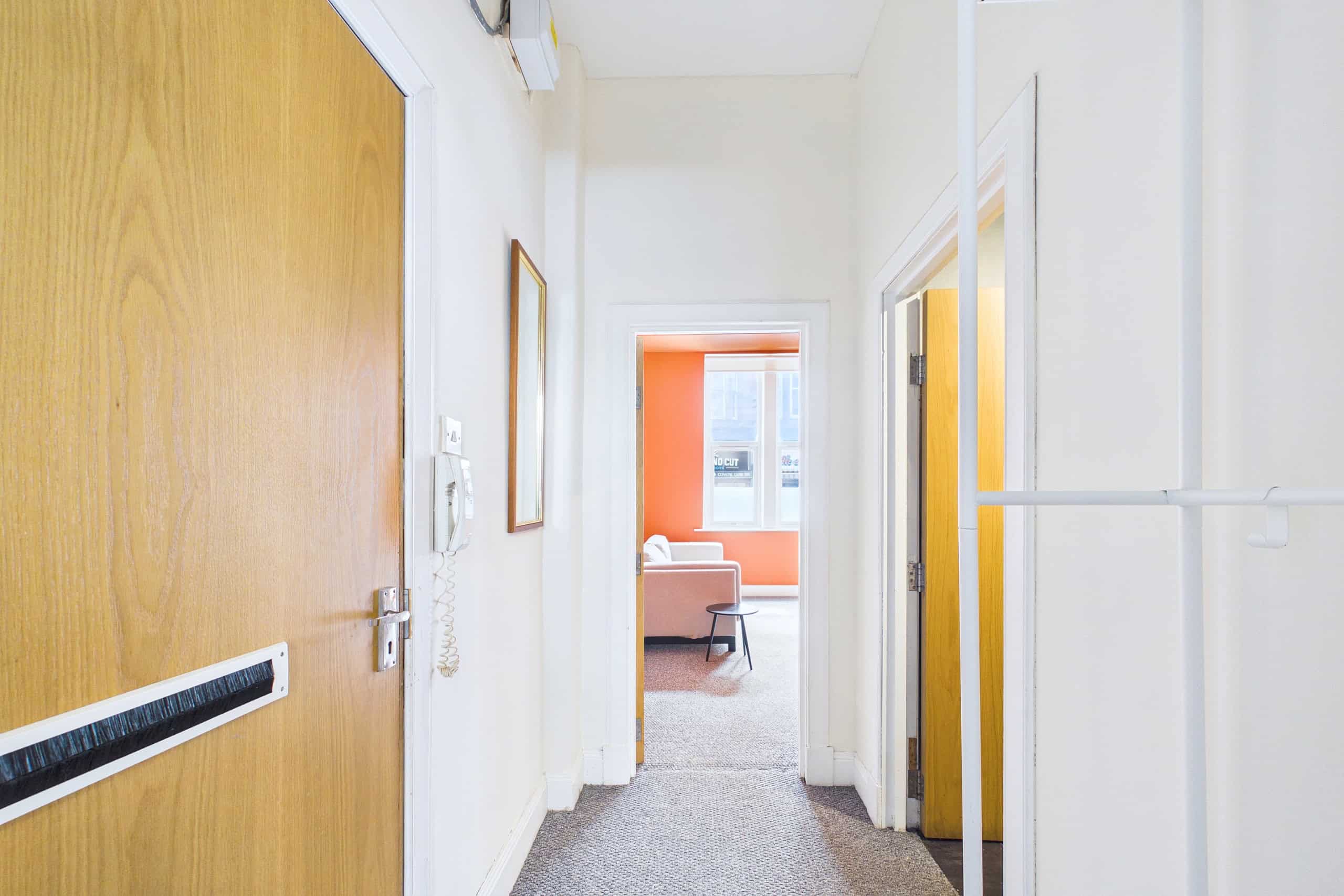One-bedroom ground floor flat to let in the ever-popular Govanhill area of Glasgow’s vibrant Southside.