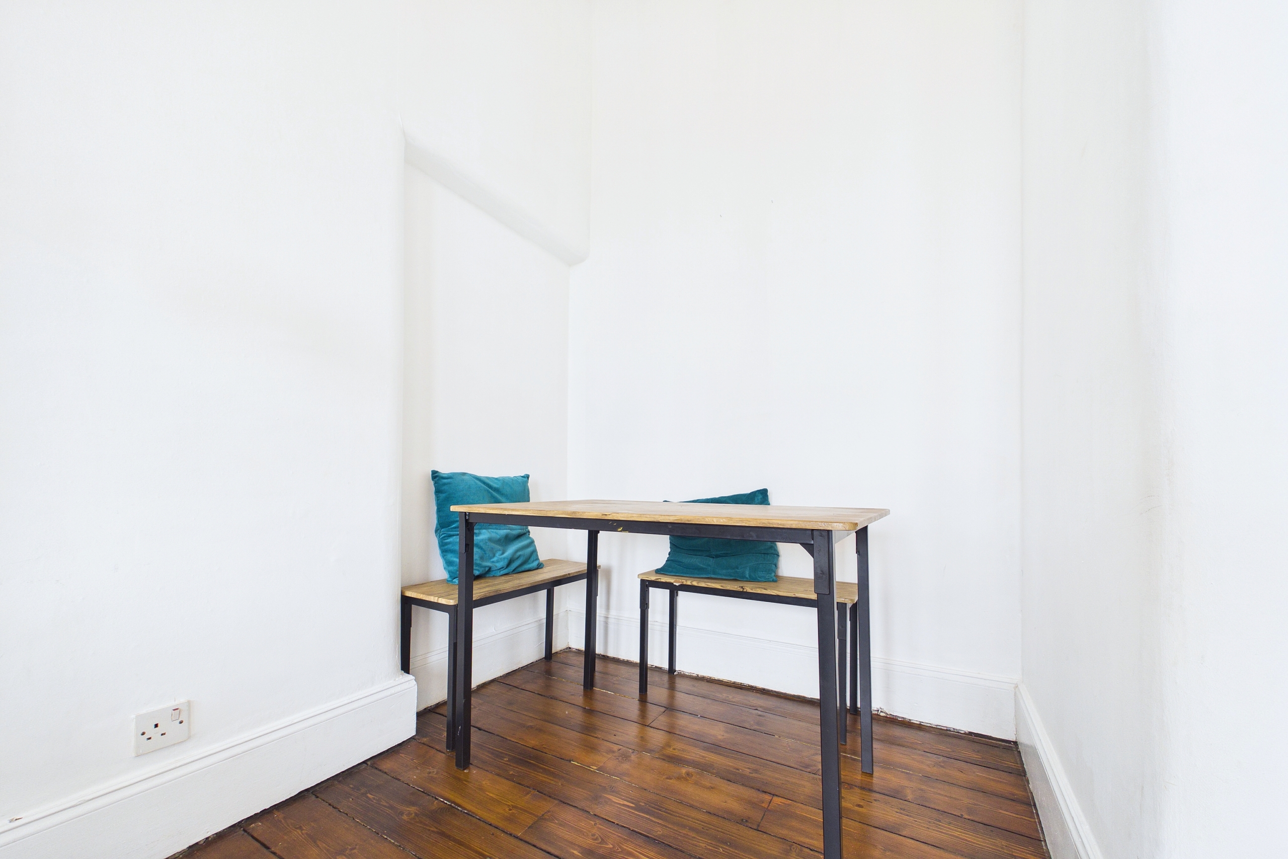 2 bedroom property to let in pollokshields