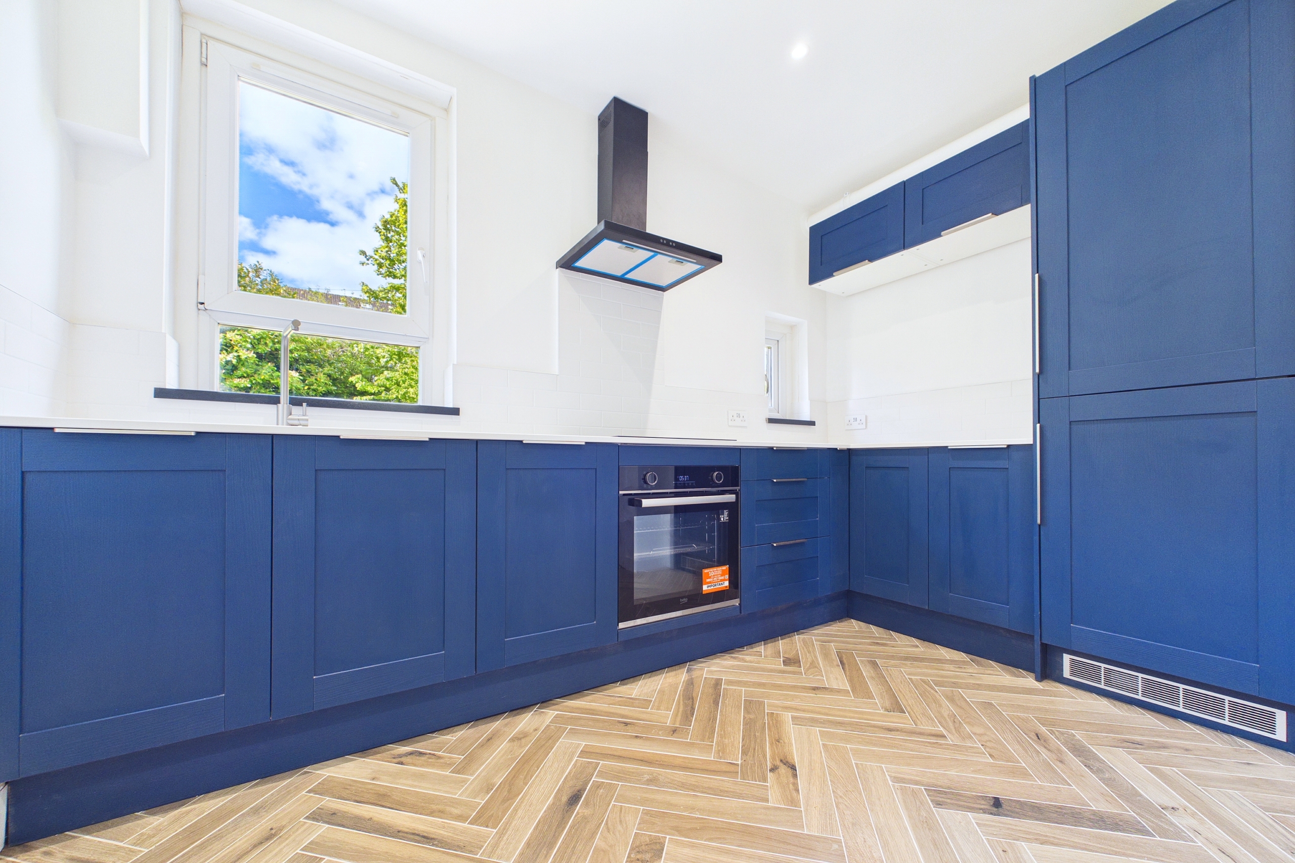 2 bedroom property available in glasgow