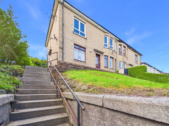 2 bedroom property available in glasgow