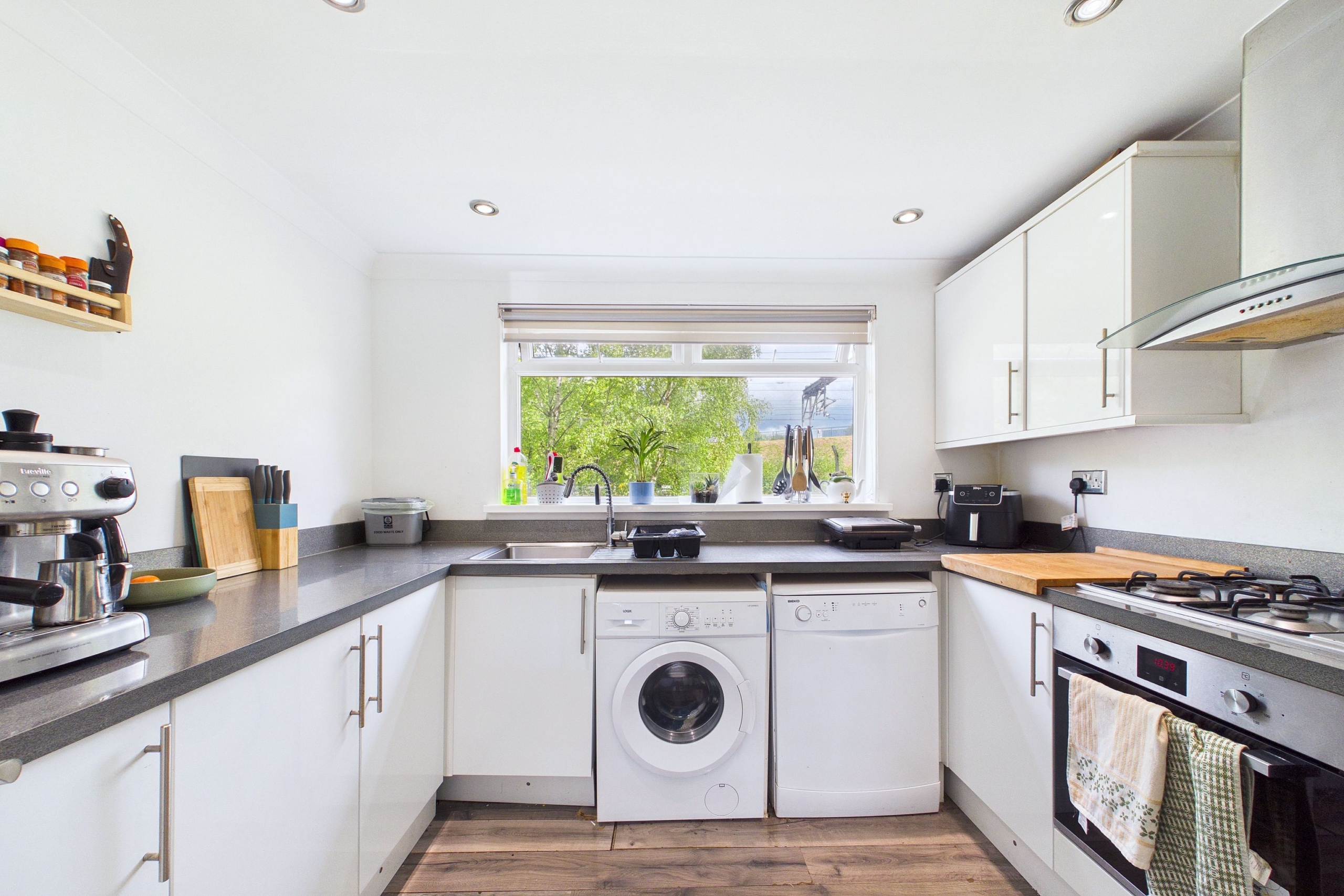 Two-Bedroom Ground Floor Flat for Sale in Cardonald