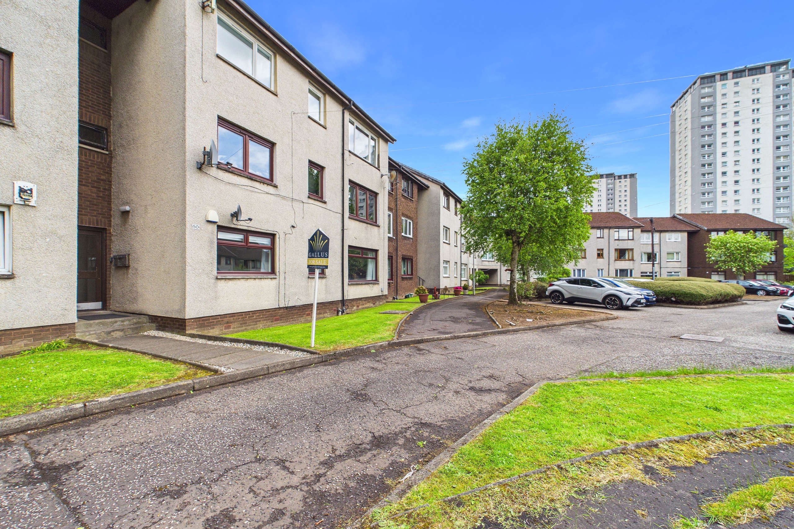 Two-Bedroom Ground Floor Flat for Sale in Cardonald
