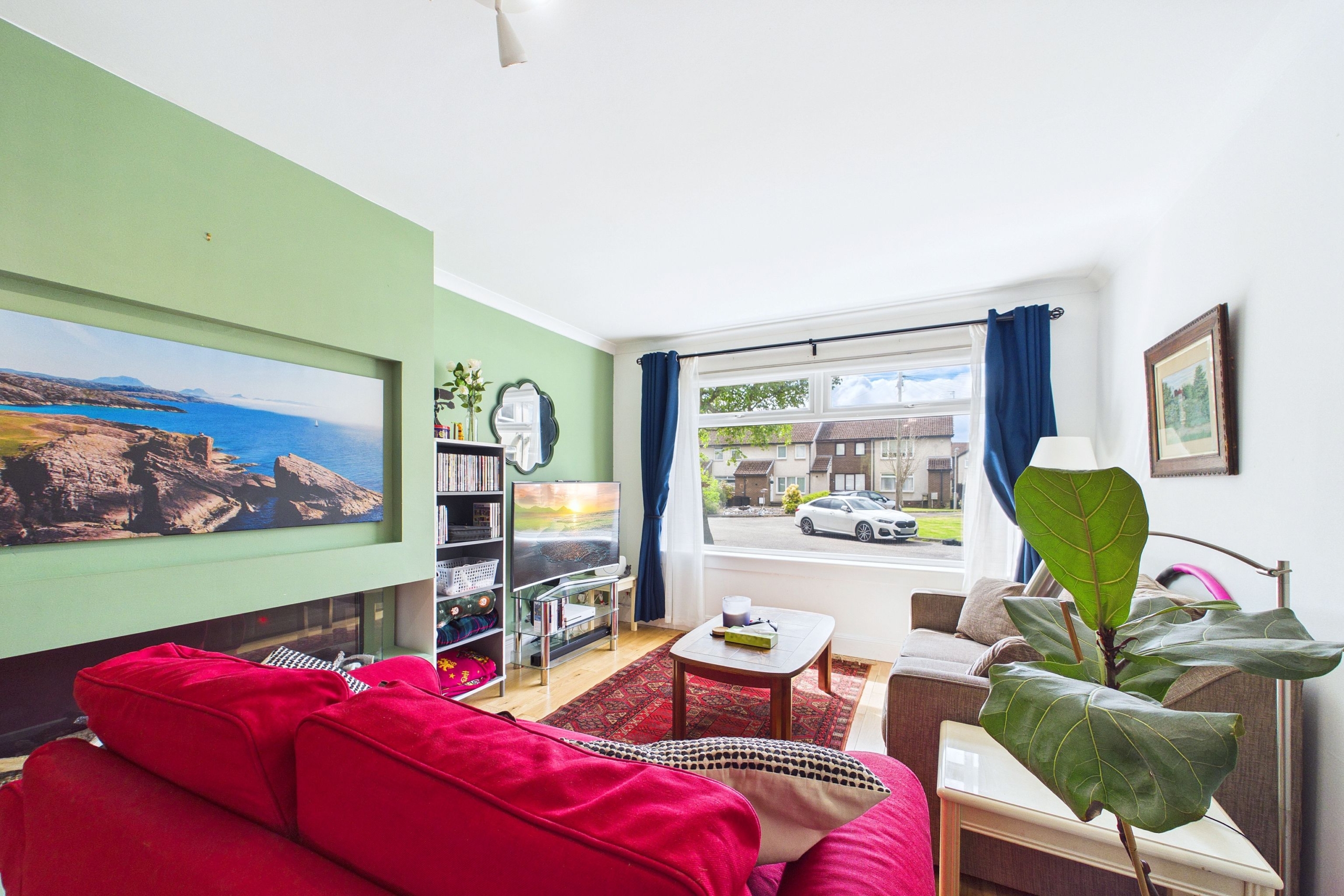 Two-Bedroom Ground Floor Flat for Sale in Cardonald