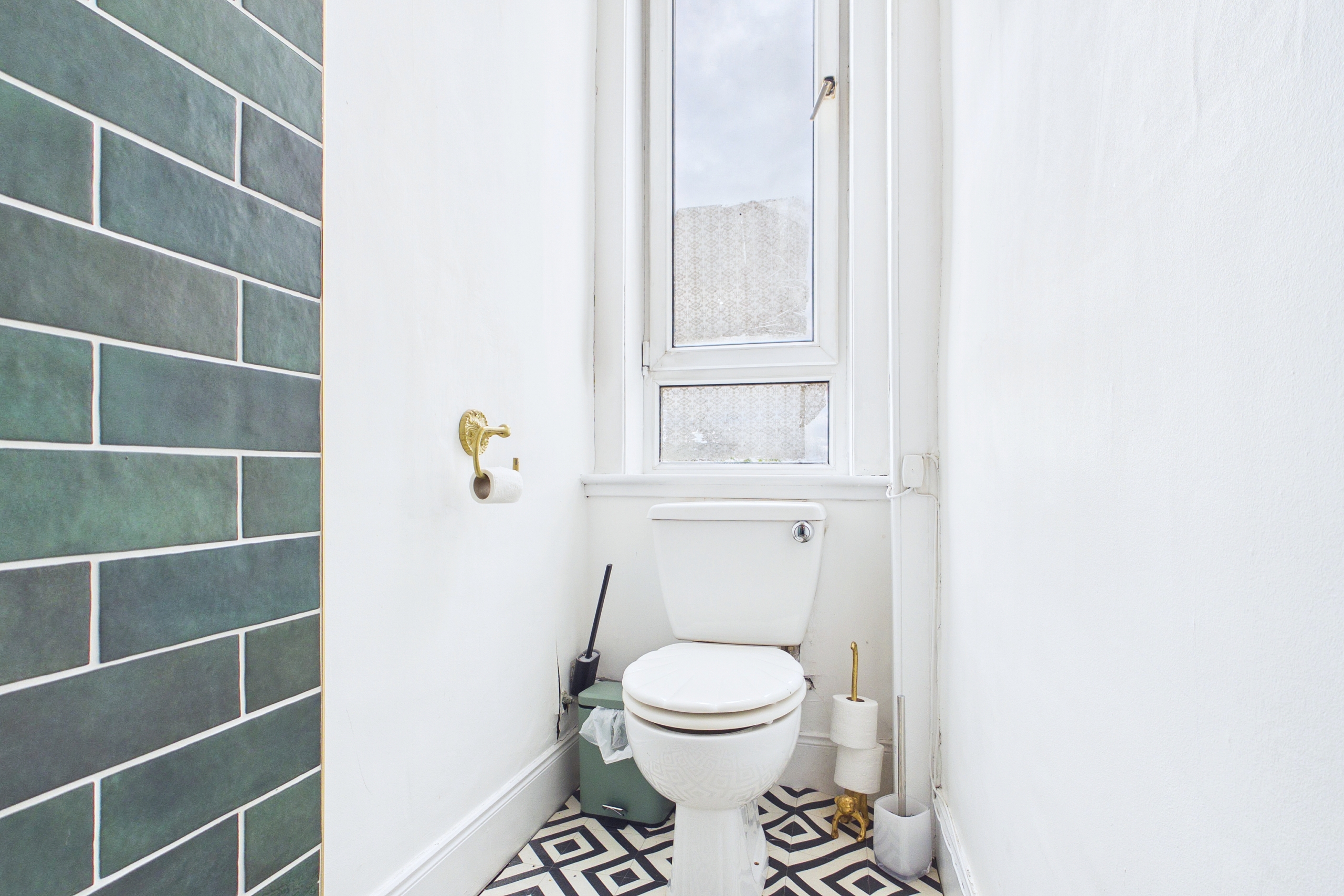 2 bedroom property to let in pollokshields