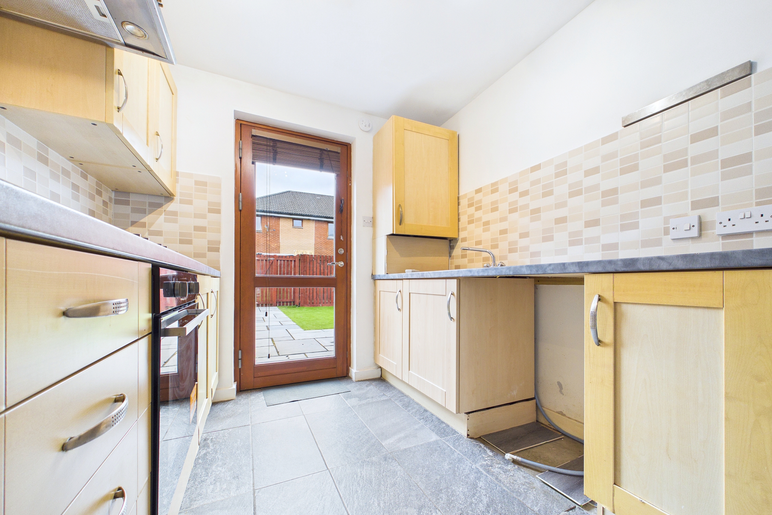 Beautifully presented two-bedroom home to let in Dalmarnock, Glasgow.