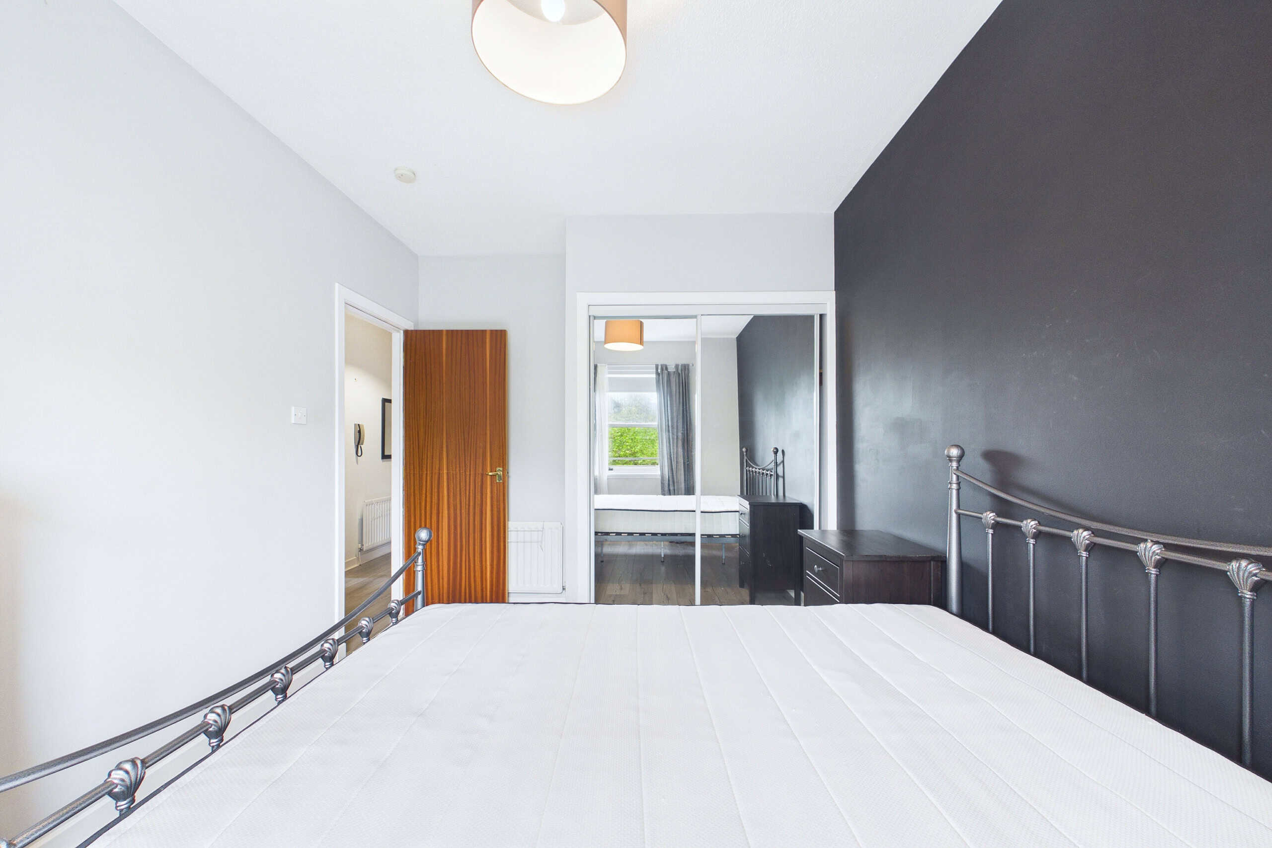 Two-Bedroom Flat for Sale in New Gorbals, Glasgow
