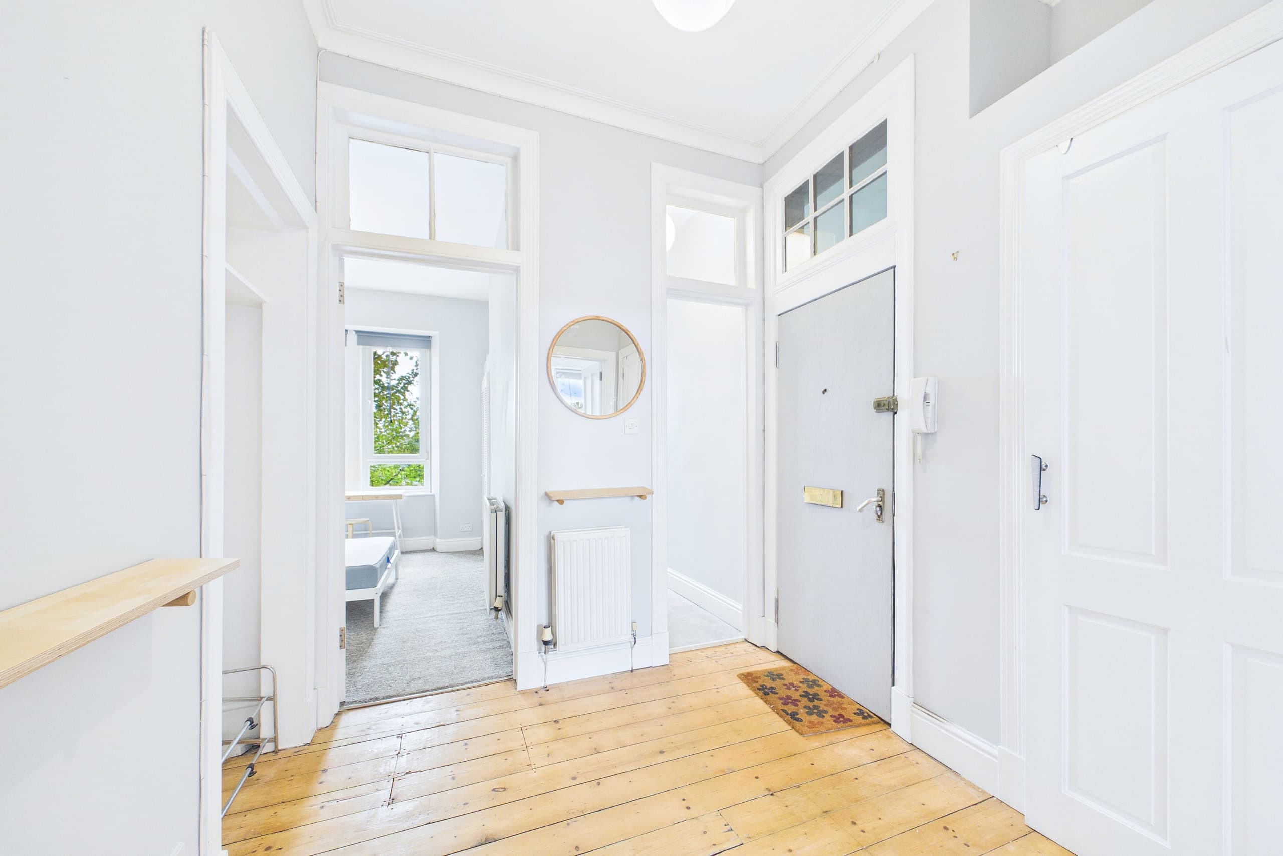 Beautifully appointed two-bedroom top floor tenement flat for sale in Mount Florida