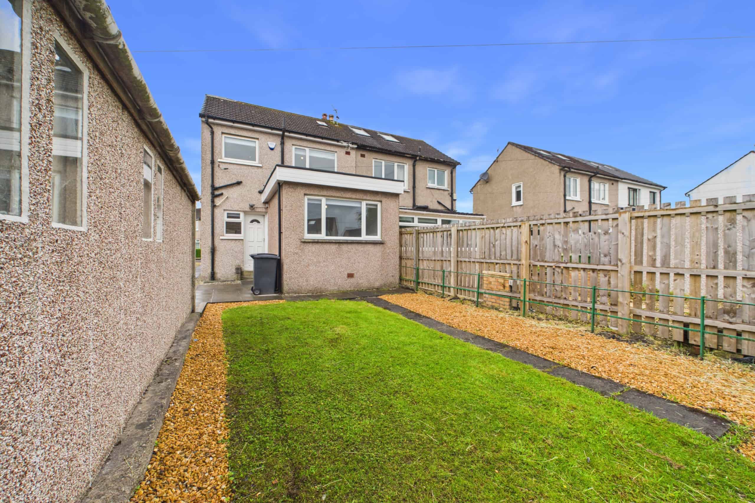 66-belvidere-crescent-garden Beautiful Two-Bedroom Semi-Detached Home To Let in Bishopbriggs
