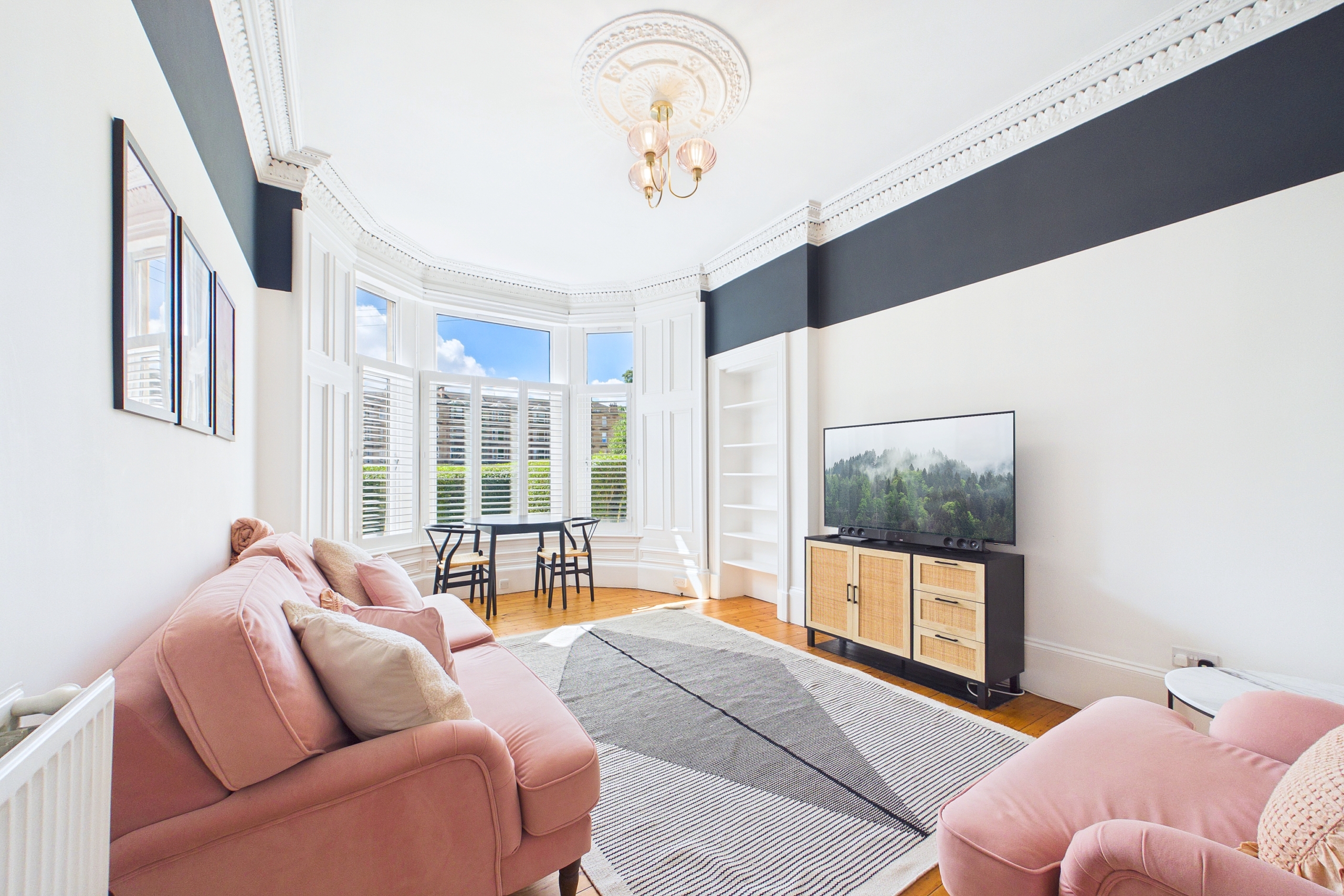 227-onslow-drive-living-room Two-Bedroom Ground Floor Tenement Flat To Let in Dennistoun