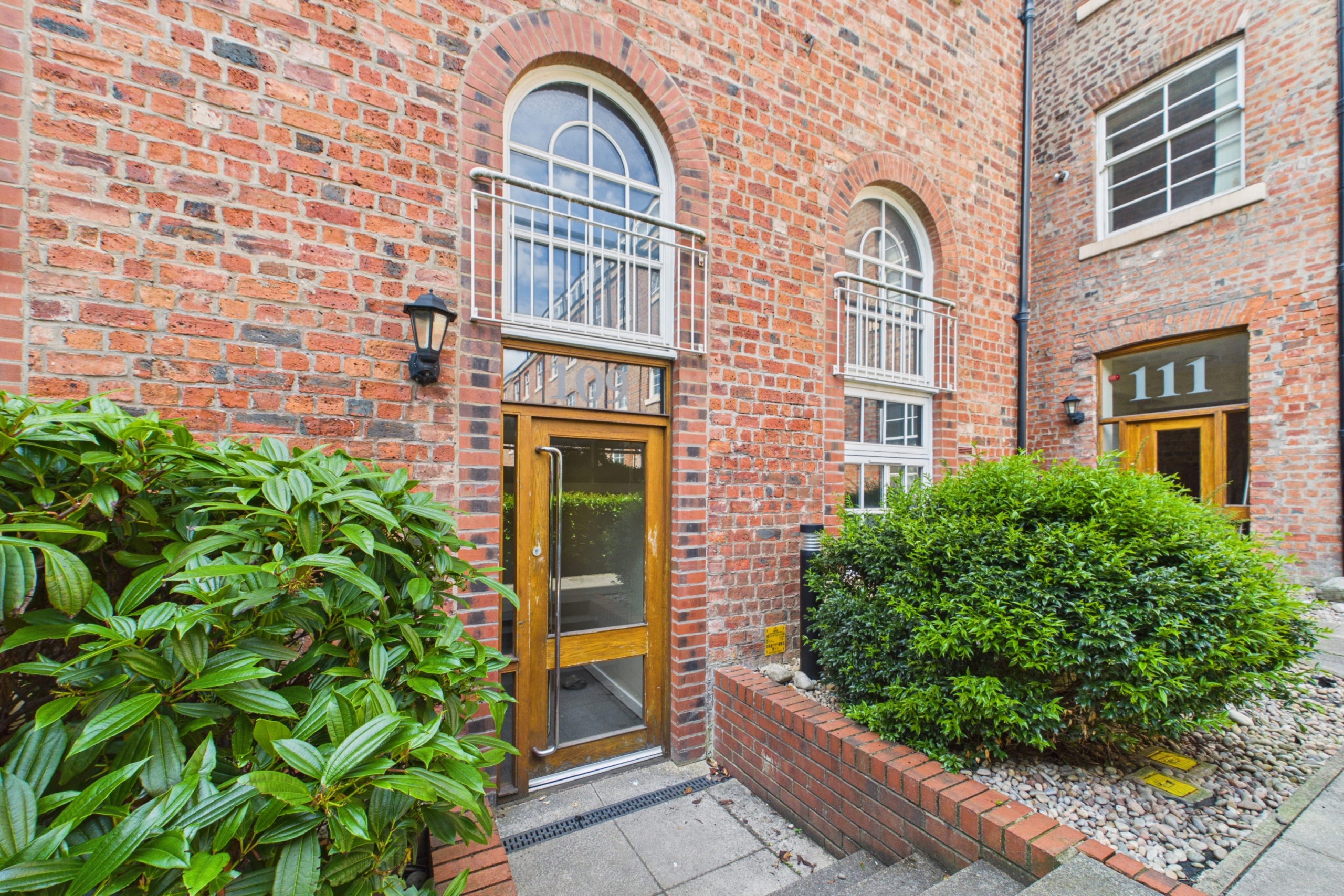 Two-Bedroom Duplex Apartment to Let in Tradeston, Glasgow City Centre