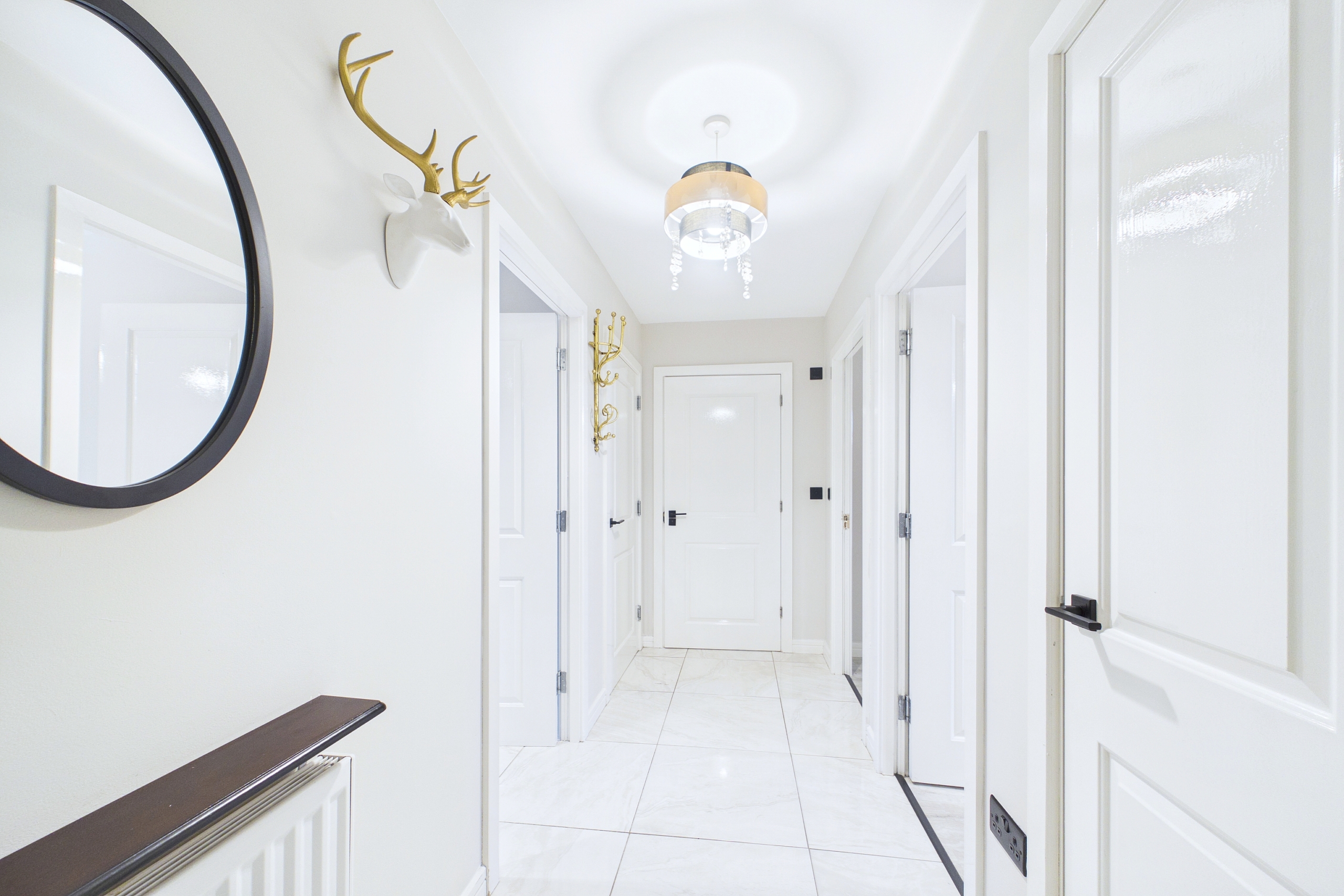 Executive Two-Bedroom Apartment To Let in Oatlands, Glasgow