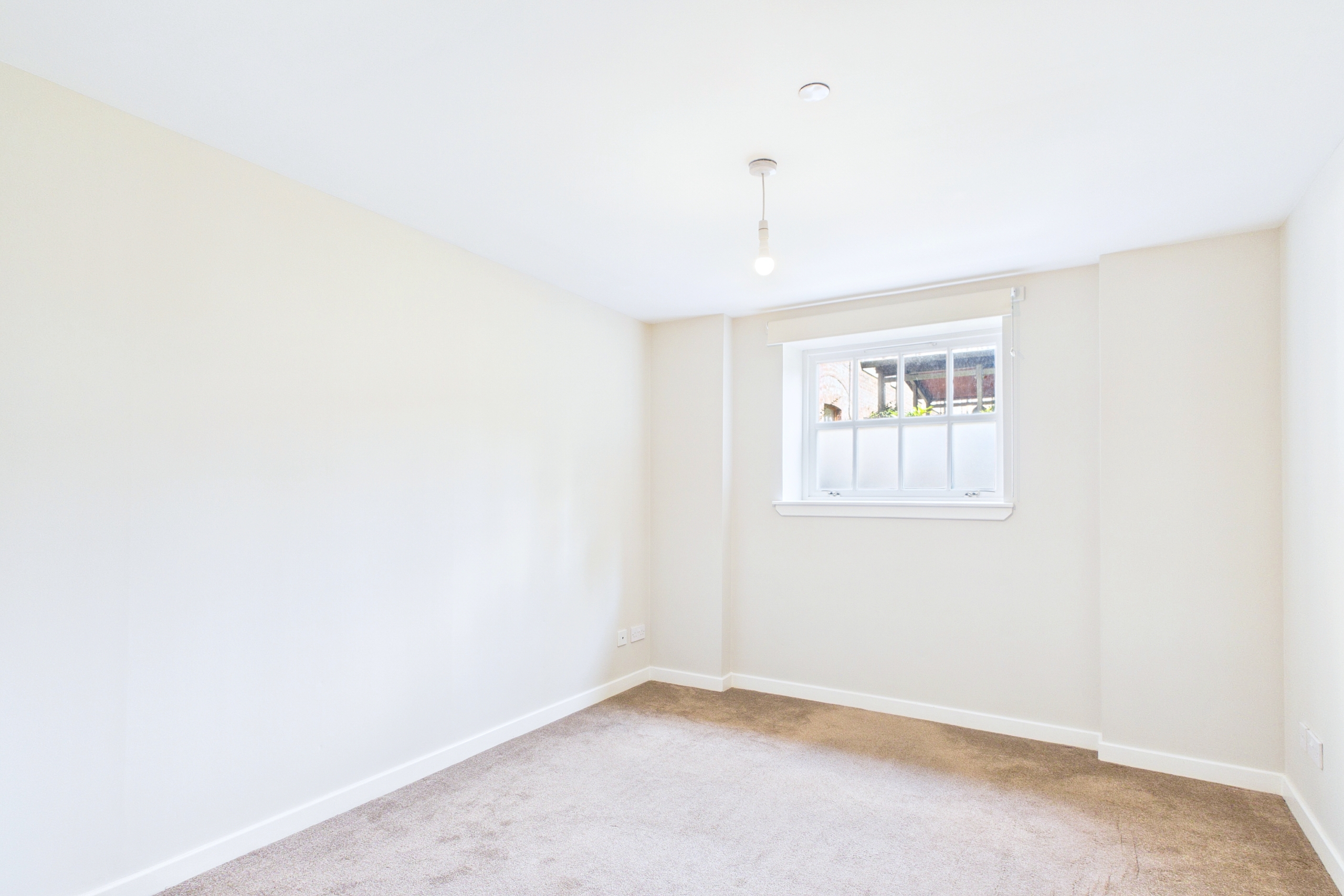 Two-Bedroom Duplex Apartment to Let in Tradeston, Glasgow City Centre
