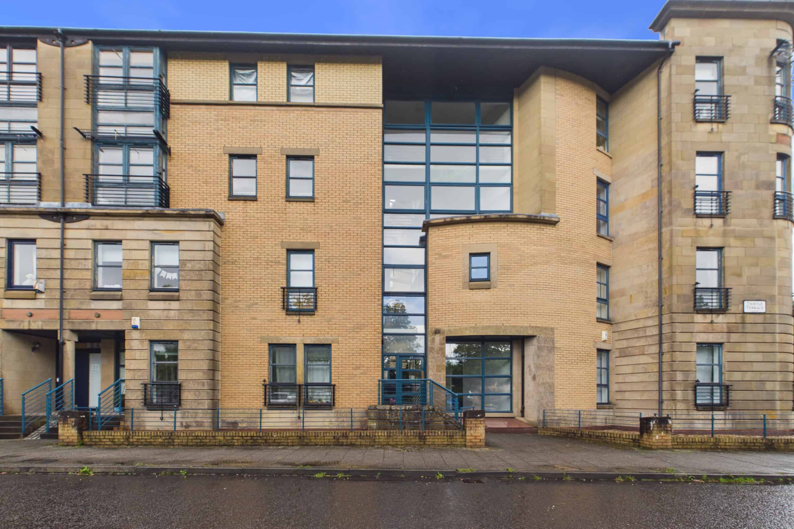 Two-Bedroom Flat for Sale in New Gorbals, Glasgow