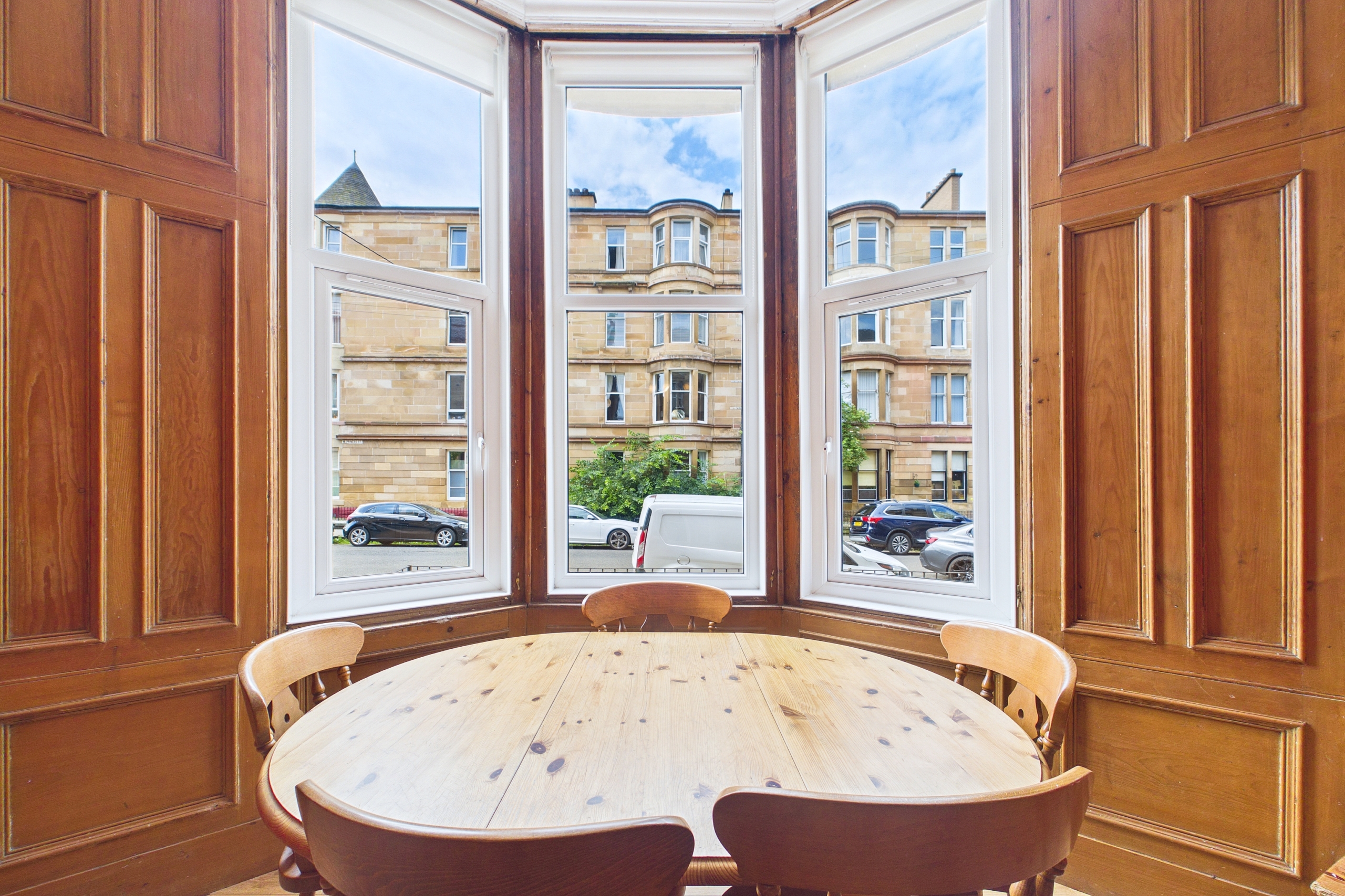 Two-Bedroom Blonde Tenement Flat To Let in Glasgow