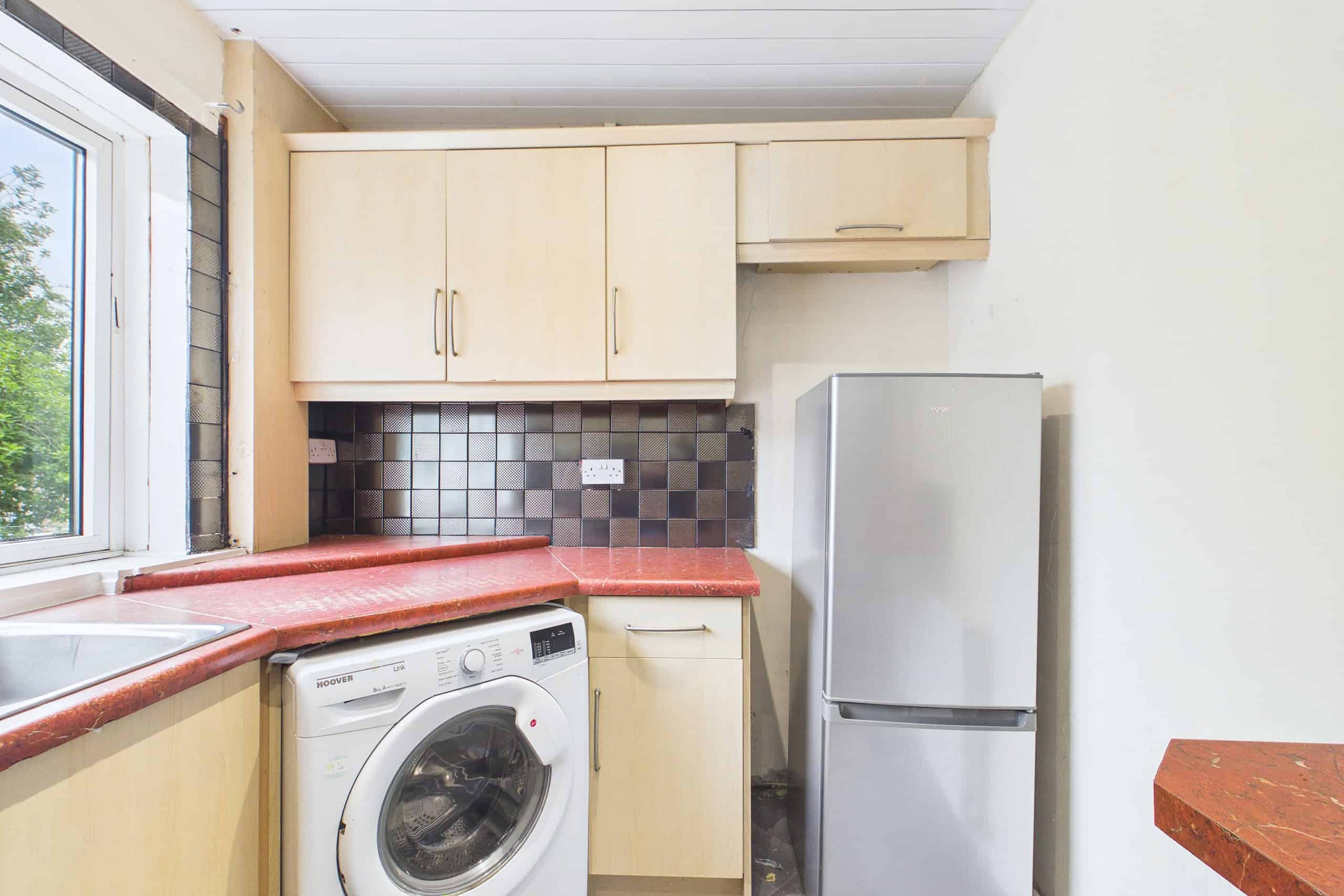 two-bedroom upper cottage flat to let in Stirling