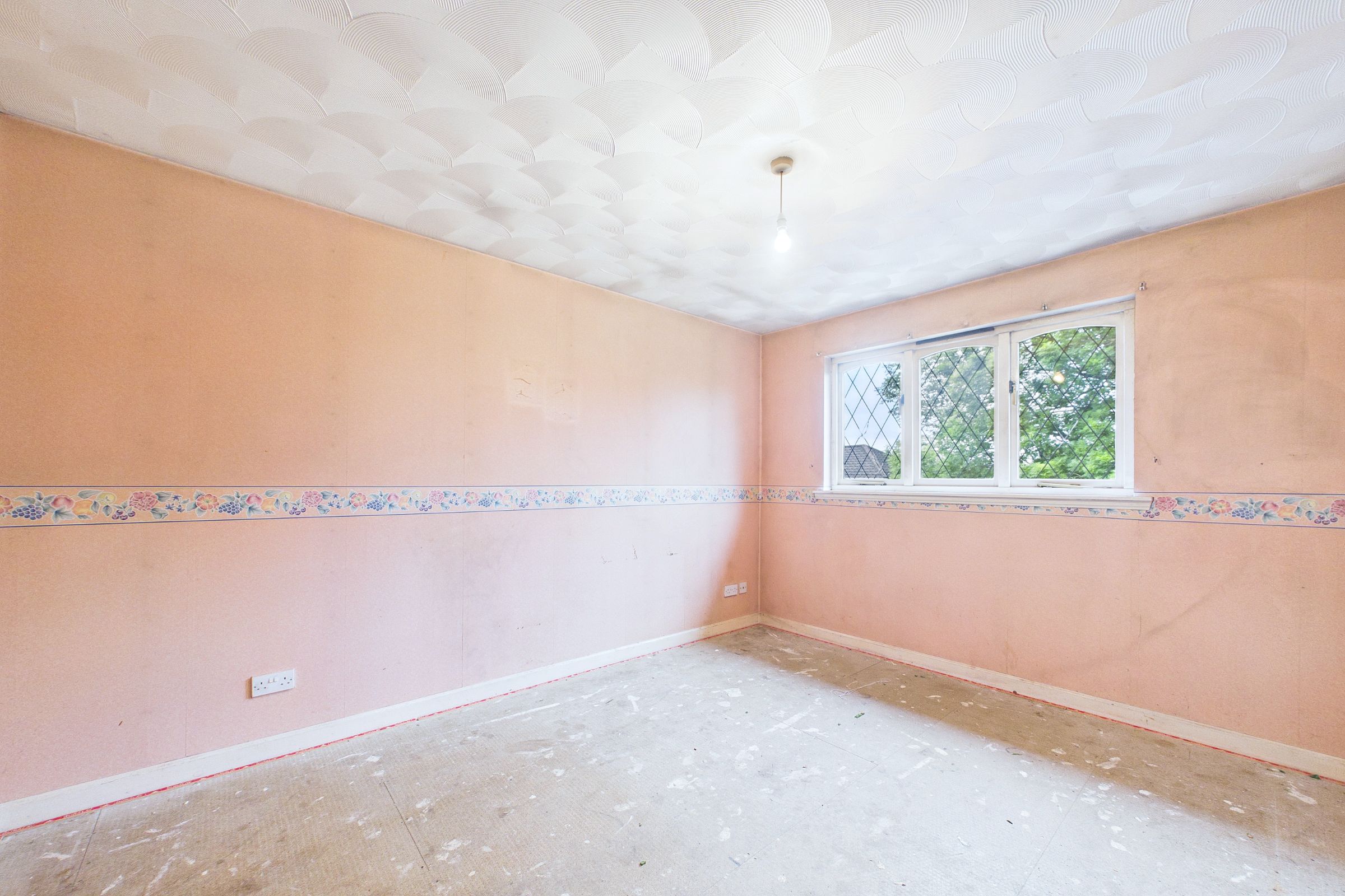 Three-Bedroom Detached Villa for Sale in Cardonald