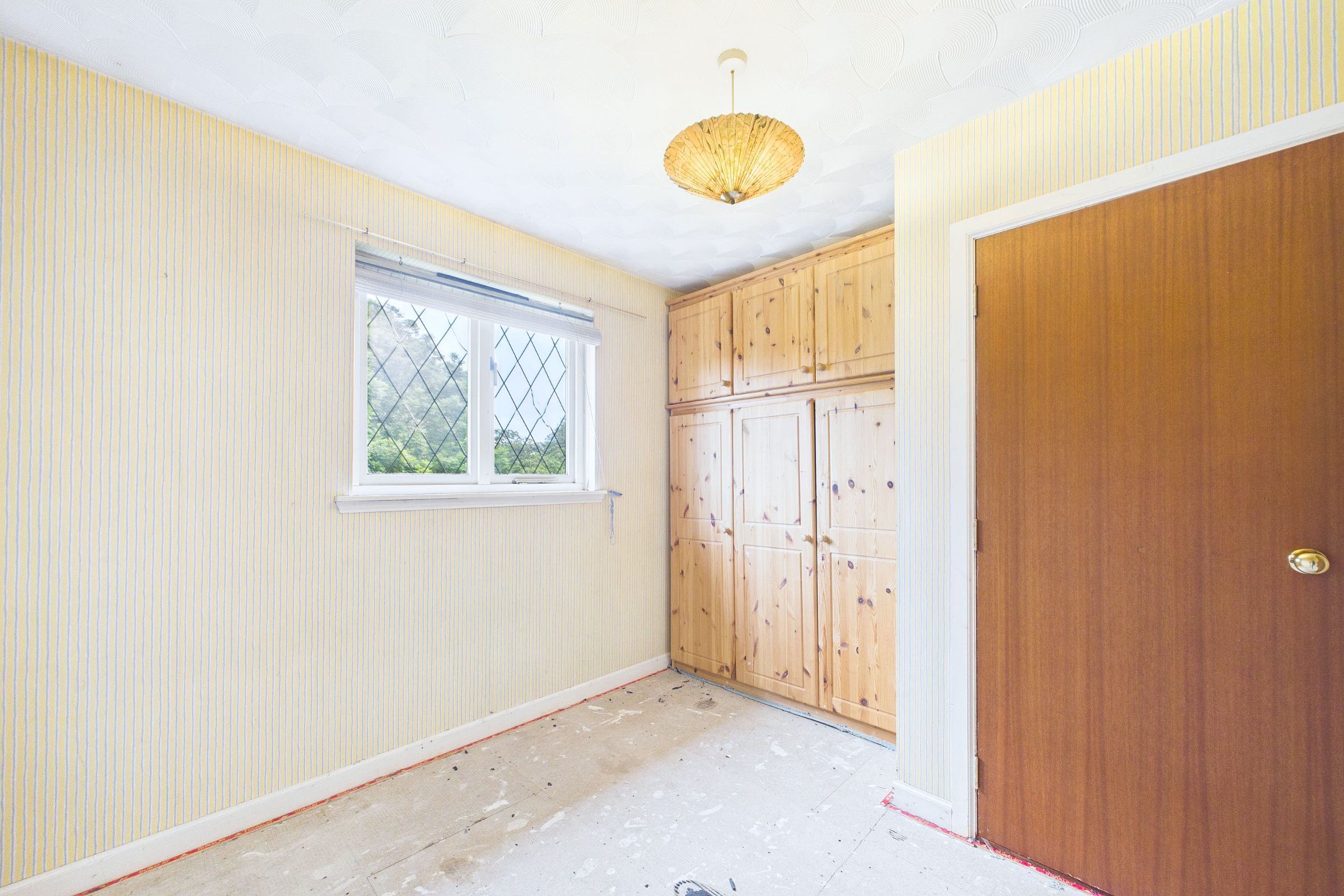 Three-Bedroom Detached Villa for Sale in Cardonald