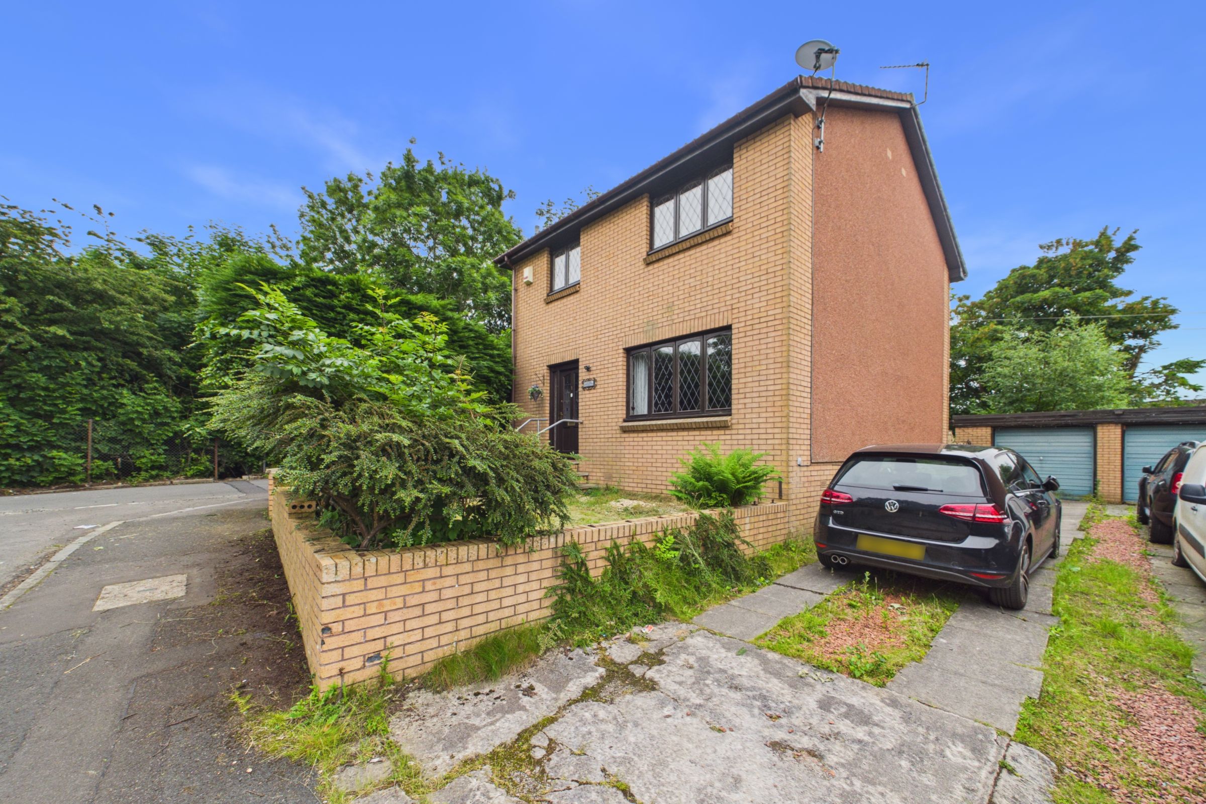 Three-Bedroom Detached Villa for Sale in Cardonald
