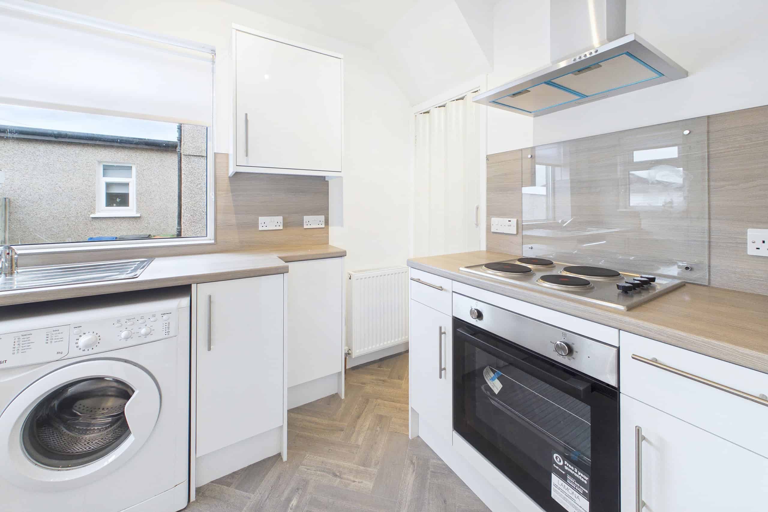 66-belvidere-crescent-kitchen Beautiful Two-Bedroom Semi-Detached Home To Let in Bishopbriggs