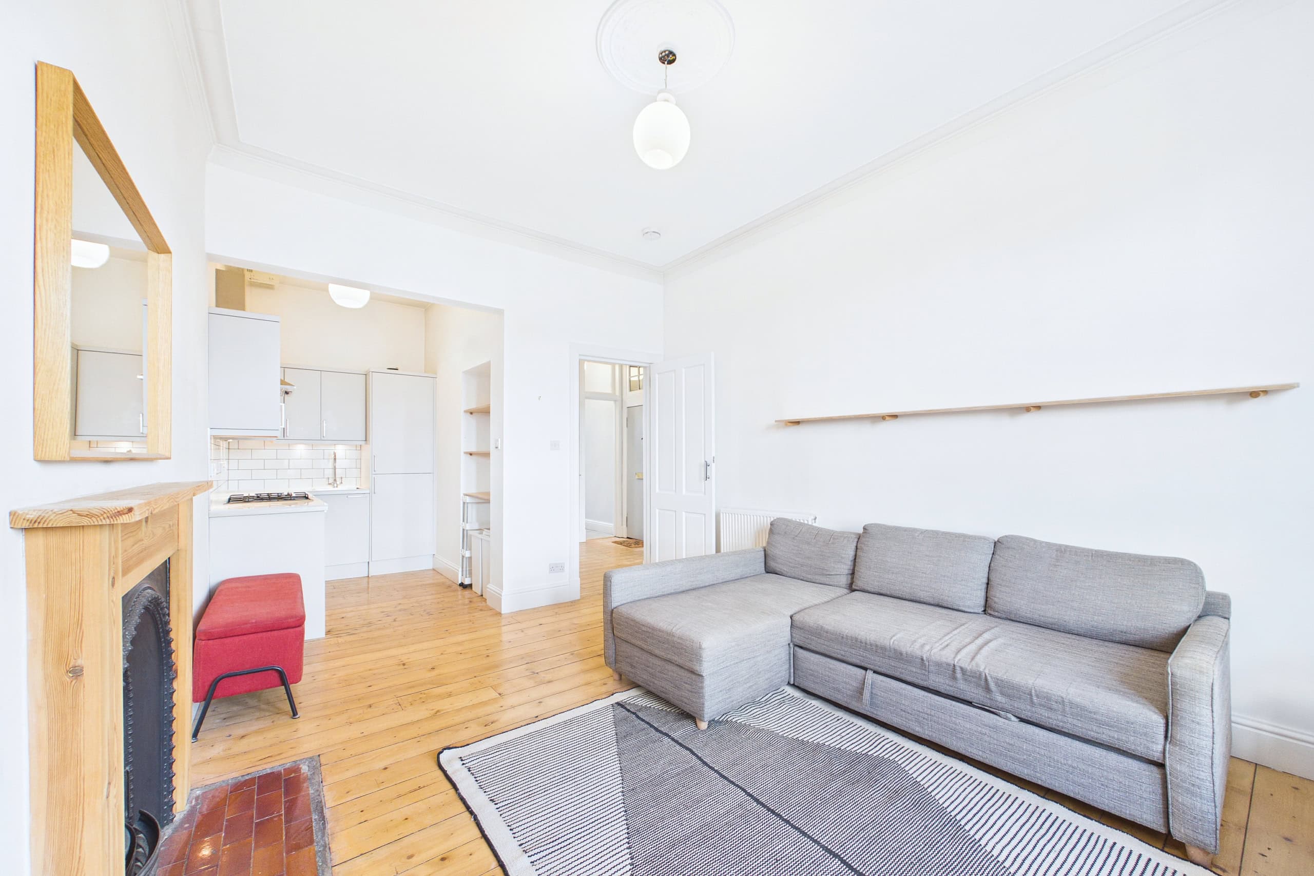 Beautifully appointed two-bedroom top floor tenement flat for sale in Mount Florida