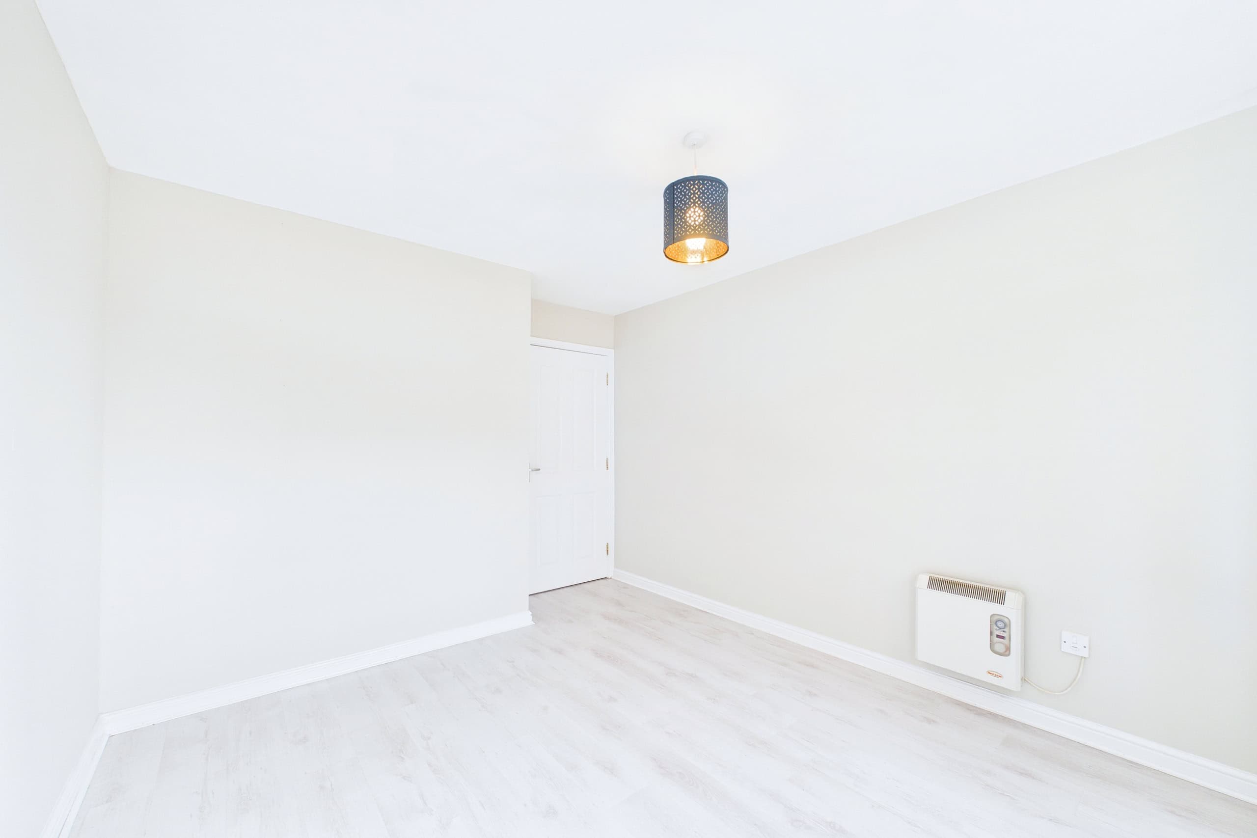 Two-Bedroom Flat For Sale in Glasgow City Centre