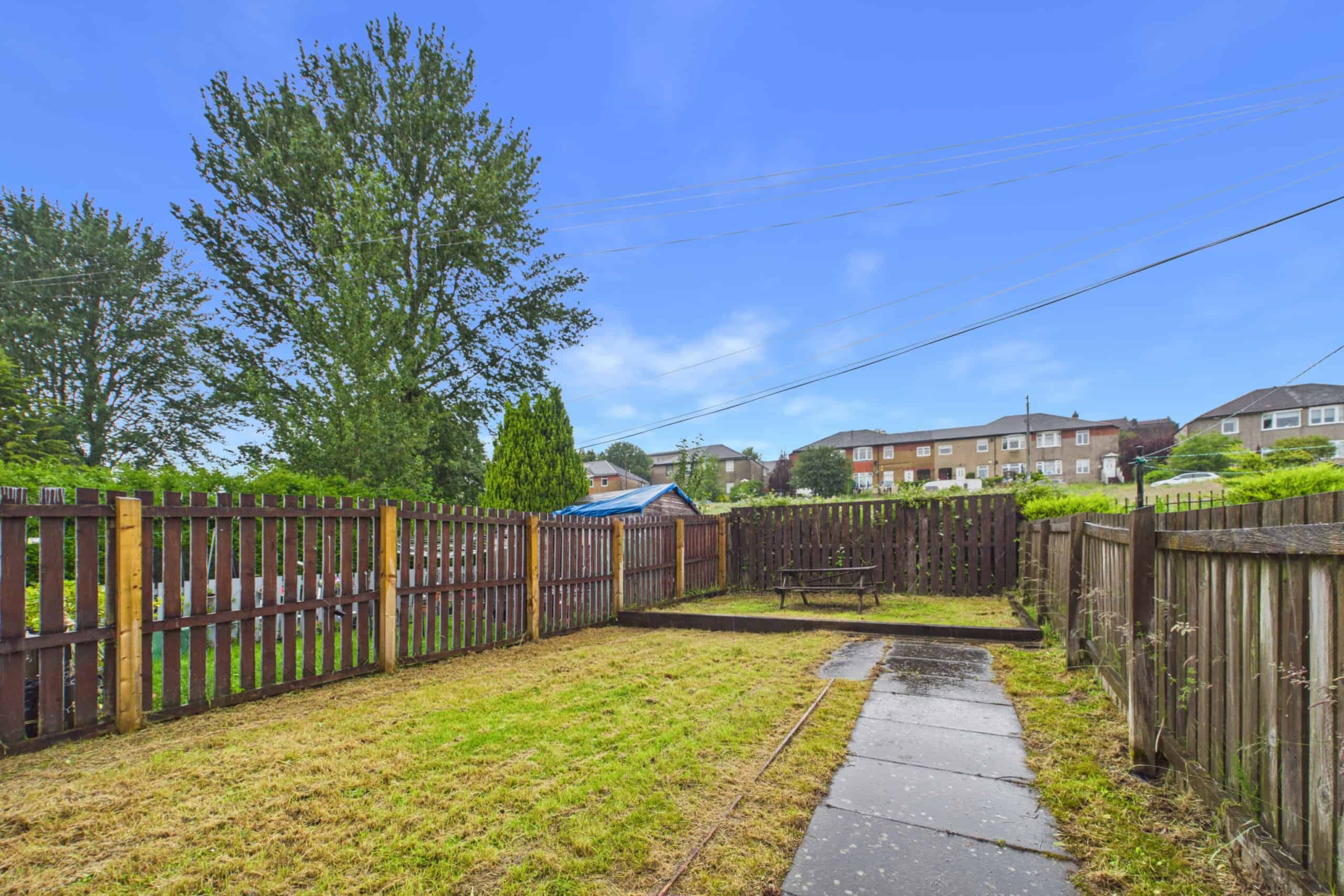 three-bedroom ground floor cottage flat for sale in Hillington
