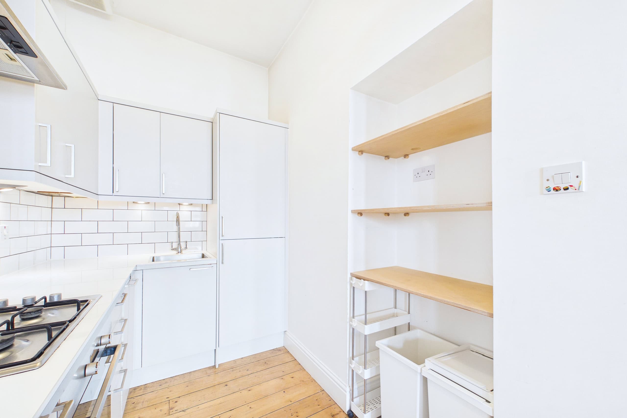 Beautifully appointed two-bedroom top floor tenement flat for sale in Mount Florida
