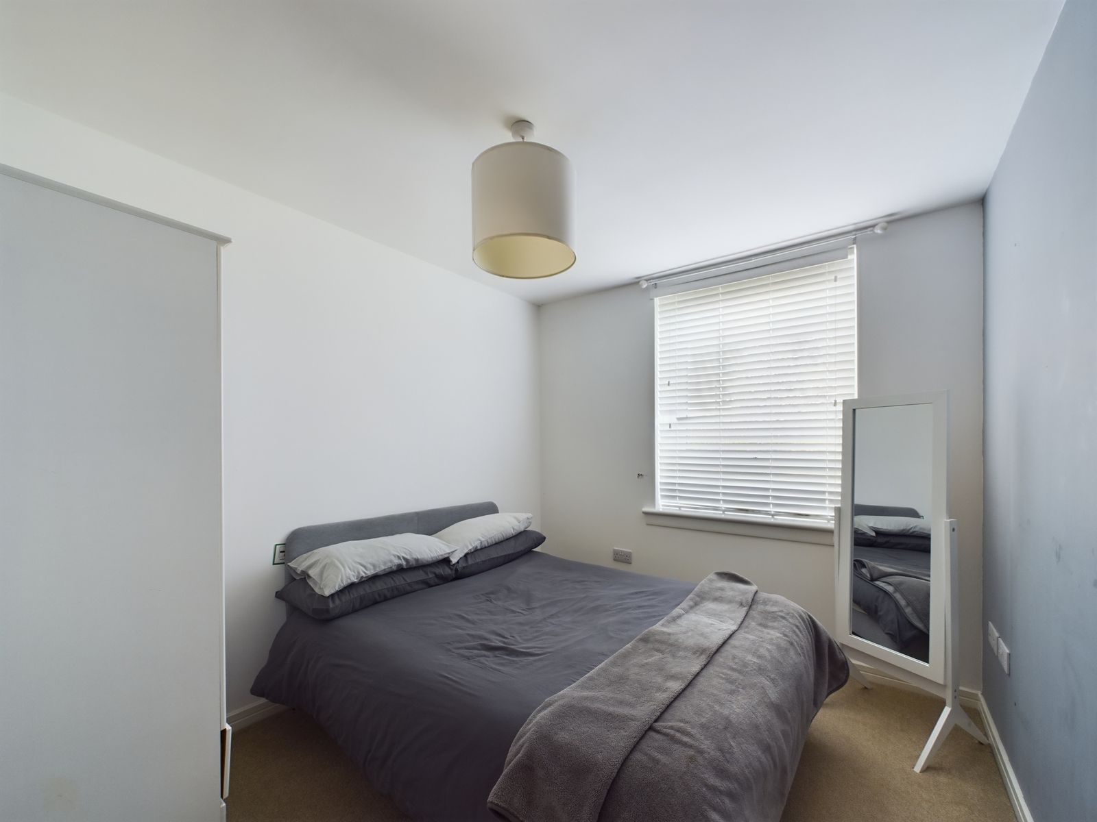 Stylish Two-Bedroom Apartment To Let