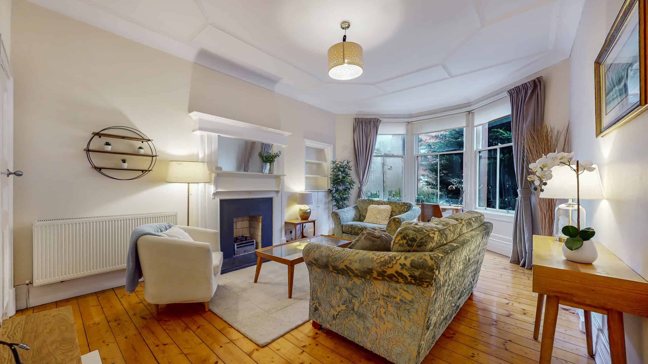 Stunning Two-Bedroom Ground Floor Tenement Flat To Let in Hyndland, Glasgow