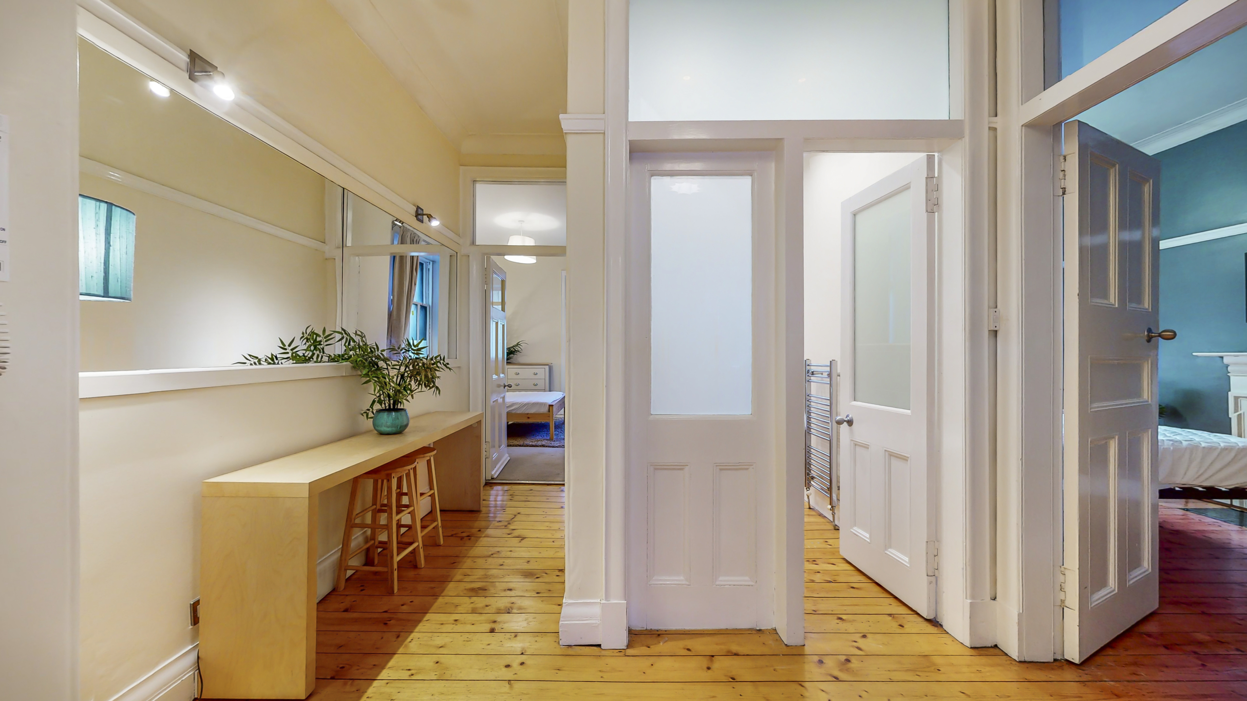Stunning Two-Bedroom Ground Floor Tenement Flat To Let in Hyndland, Glasgow