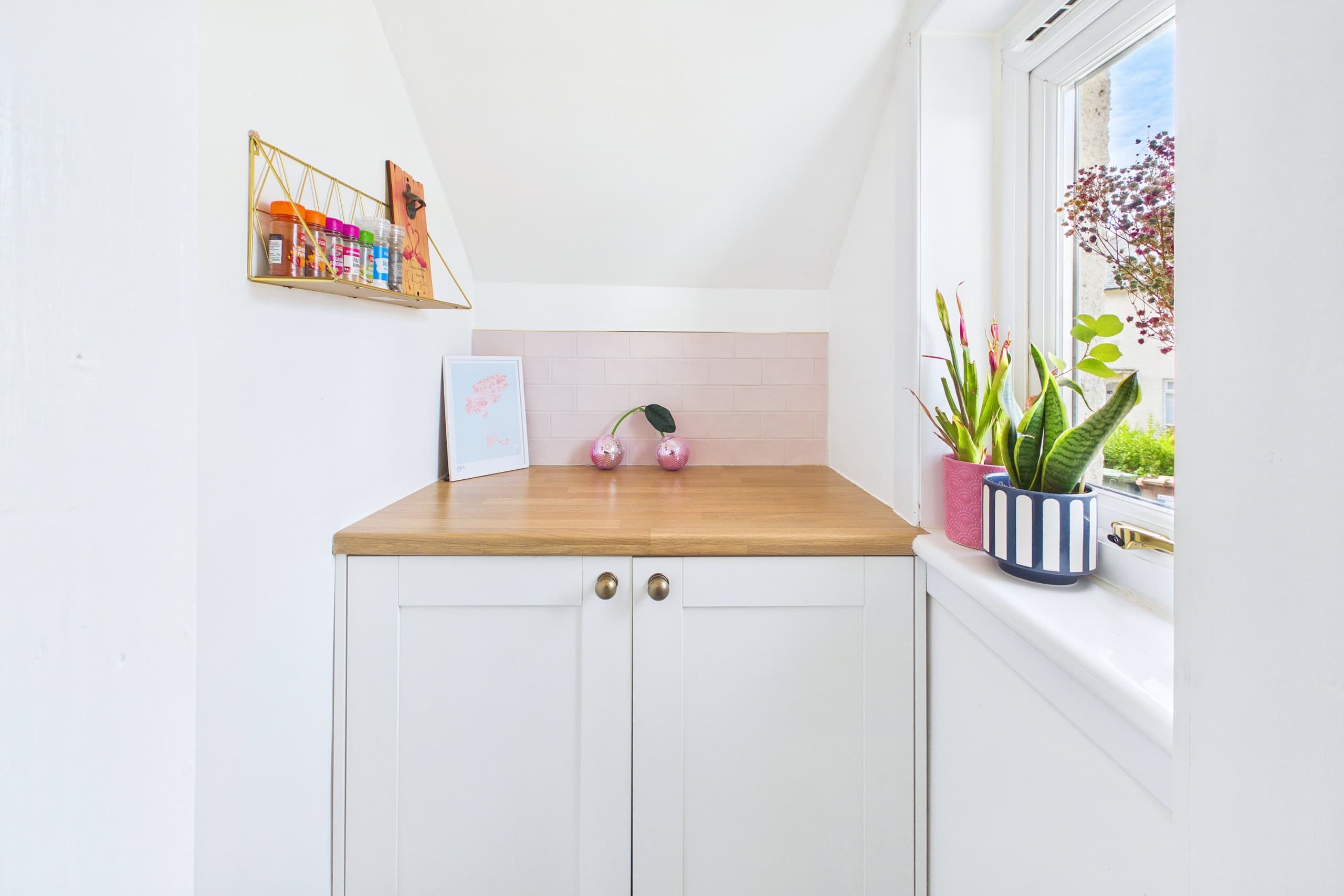 138 Aros Drive – 16 Exceptional Three-Bedroom Semi-Detached Home for Sale in Mosspark, Glasgow