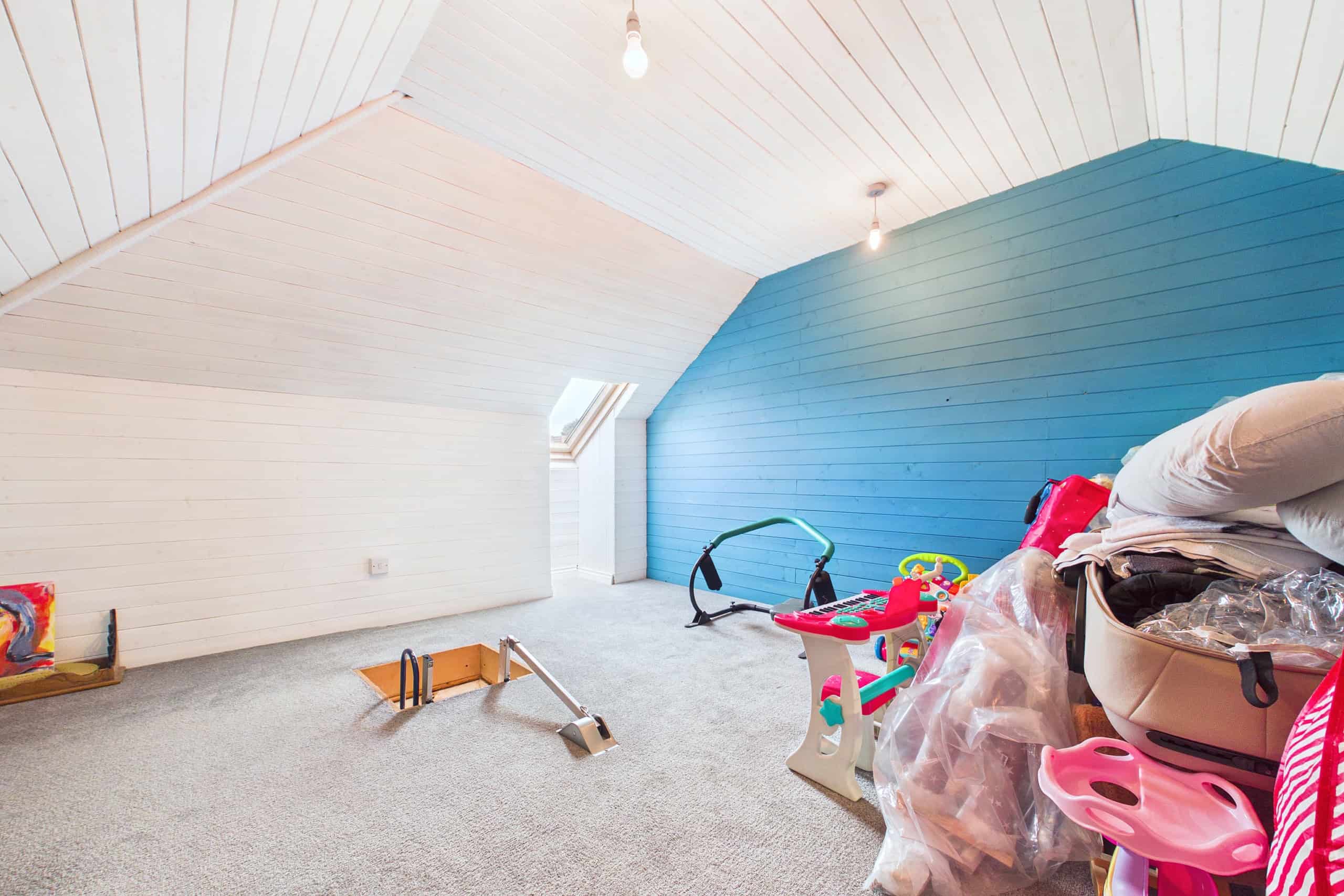 138 Aros Drive – 39 Exceptional Three-Bedroom Semi-Detached Home for Sale in Mosspark, Glasgow