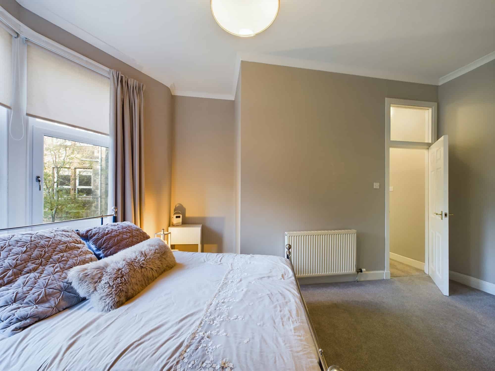 184 Kilmarnock Road - Fantastic One-Bedroom Flat To Let in Shawlands