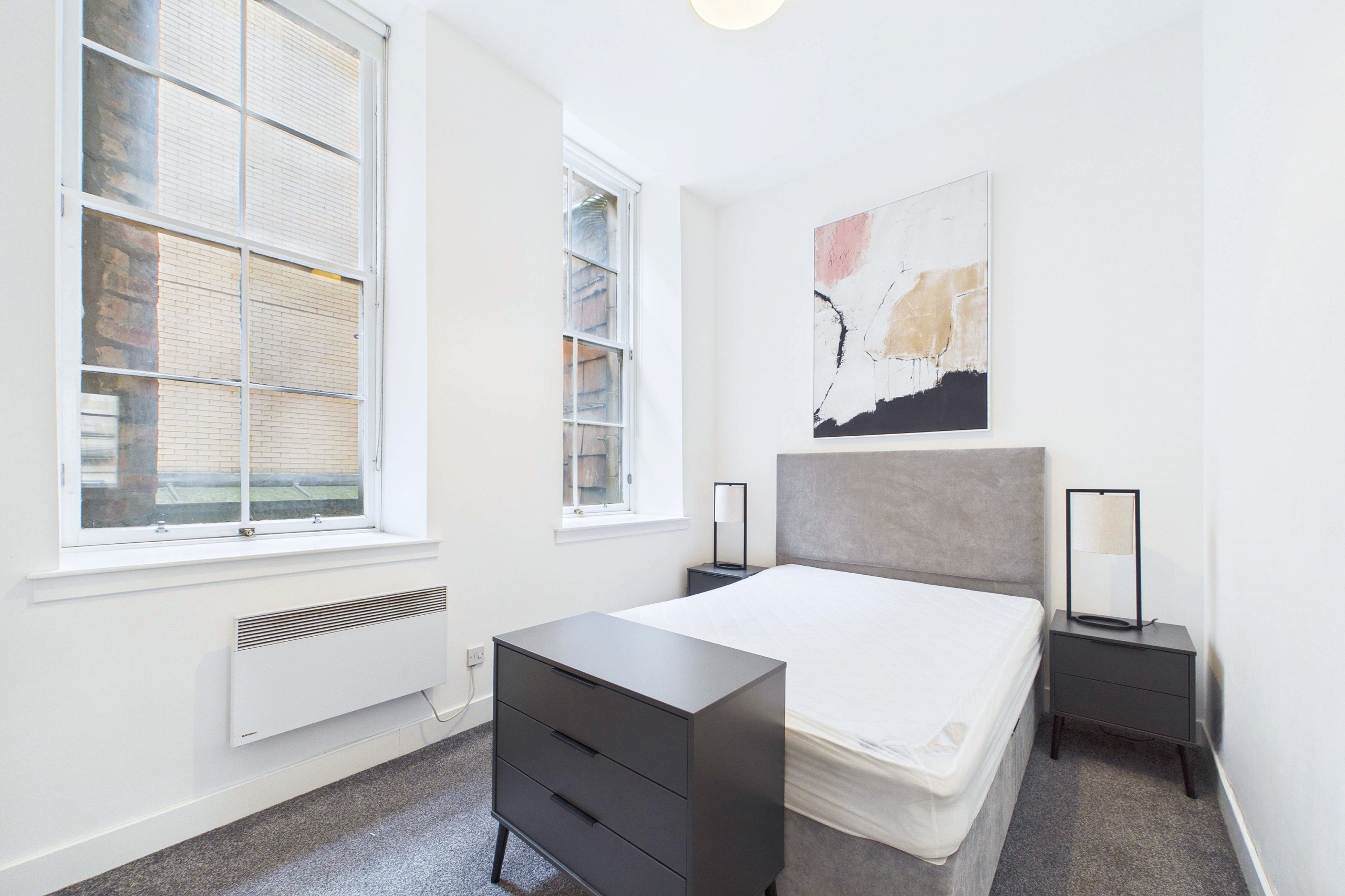 Stylish One-Bedroom City Centre Flat To Let in Glasgow City Centre
