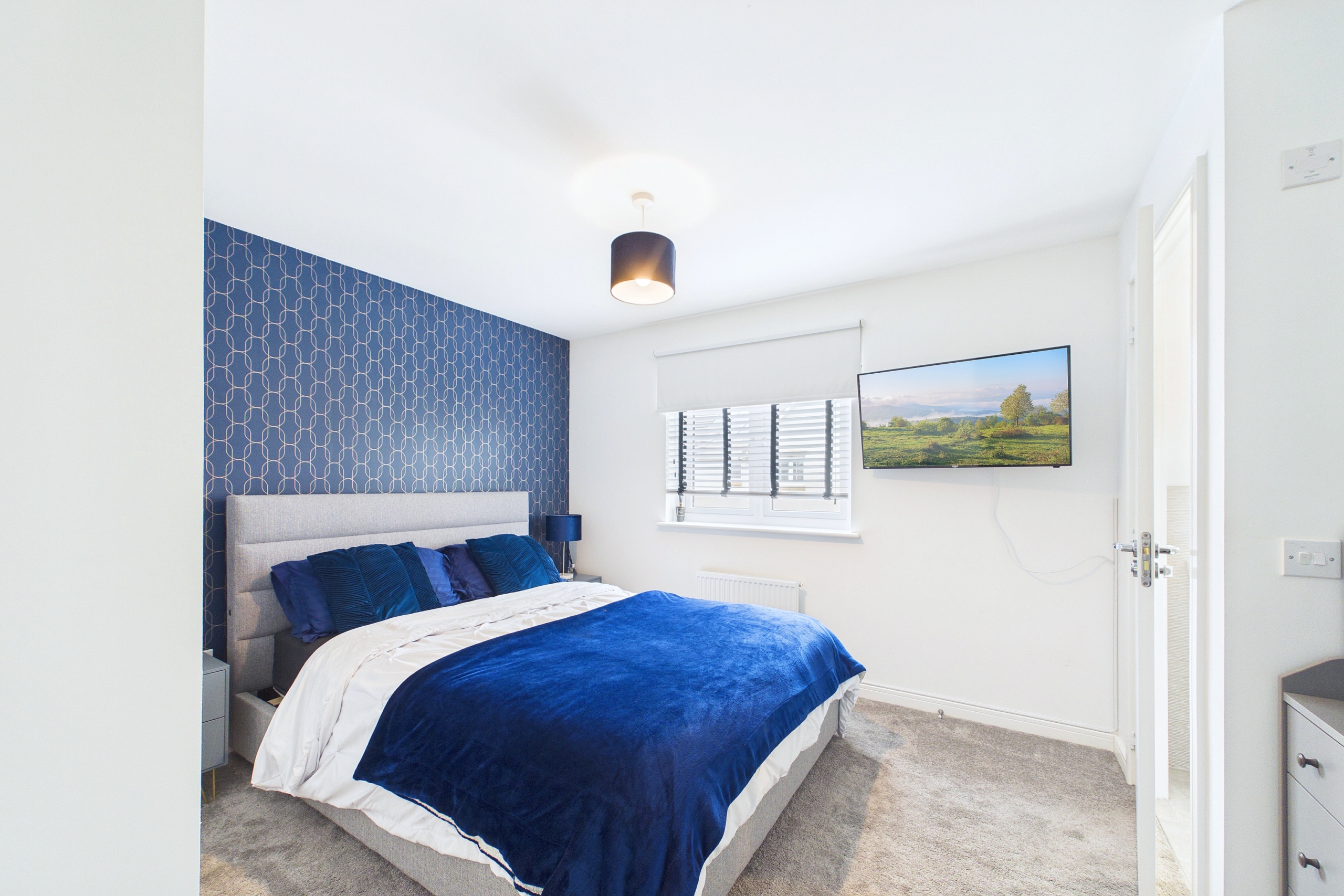 7 Broadford Place - Stunning Three-Bedroom Semi-Detached Family Home To Let