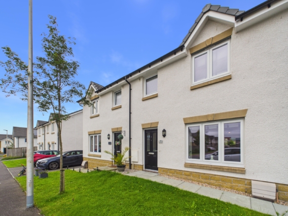7 Broadford Place - Stunning Three-Bedroom Semi-Detached Family Home To Let