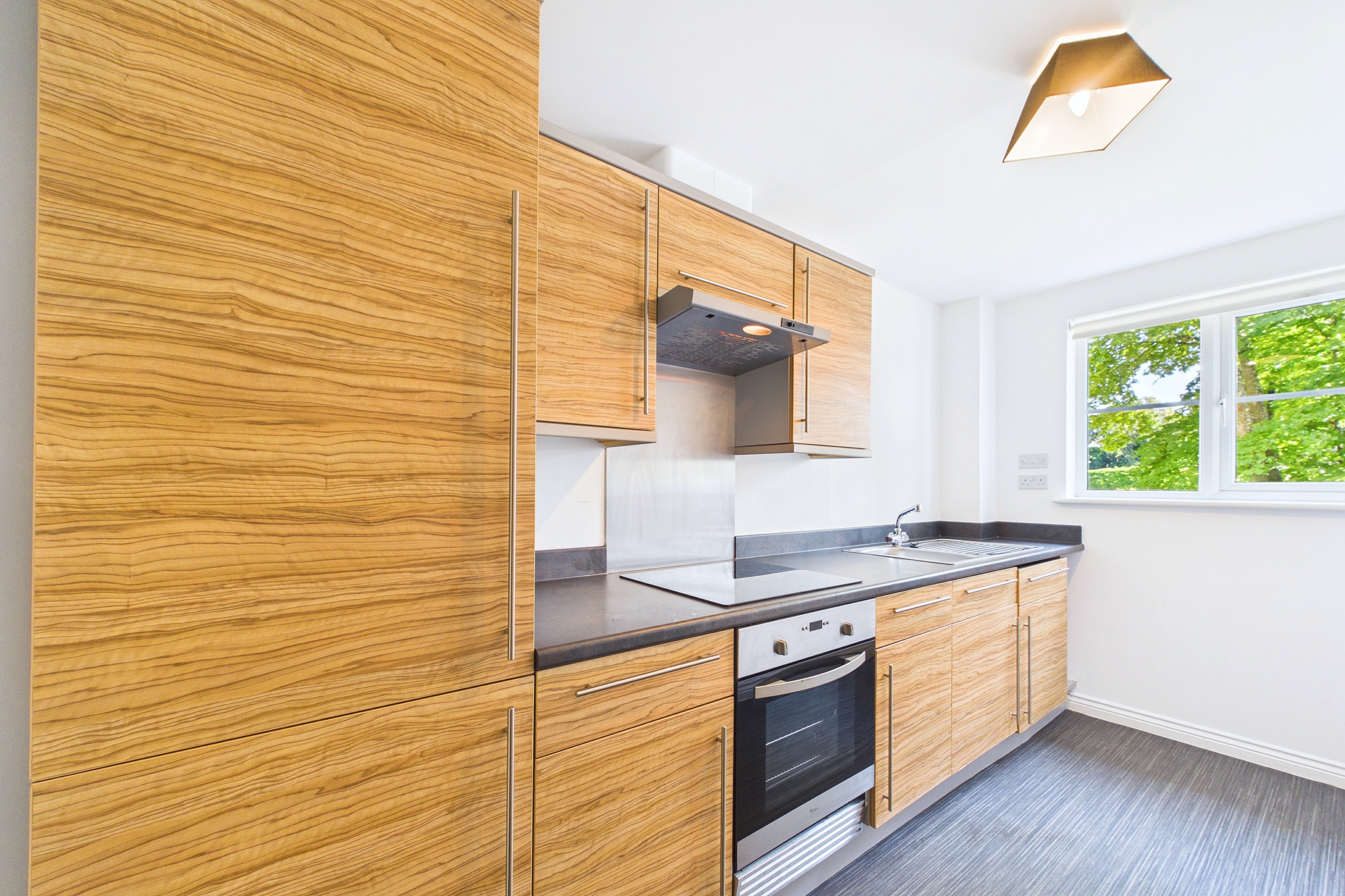 Spacious Two-Bedroom Apartment To Let in Uddingston