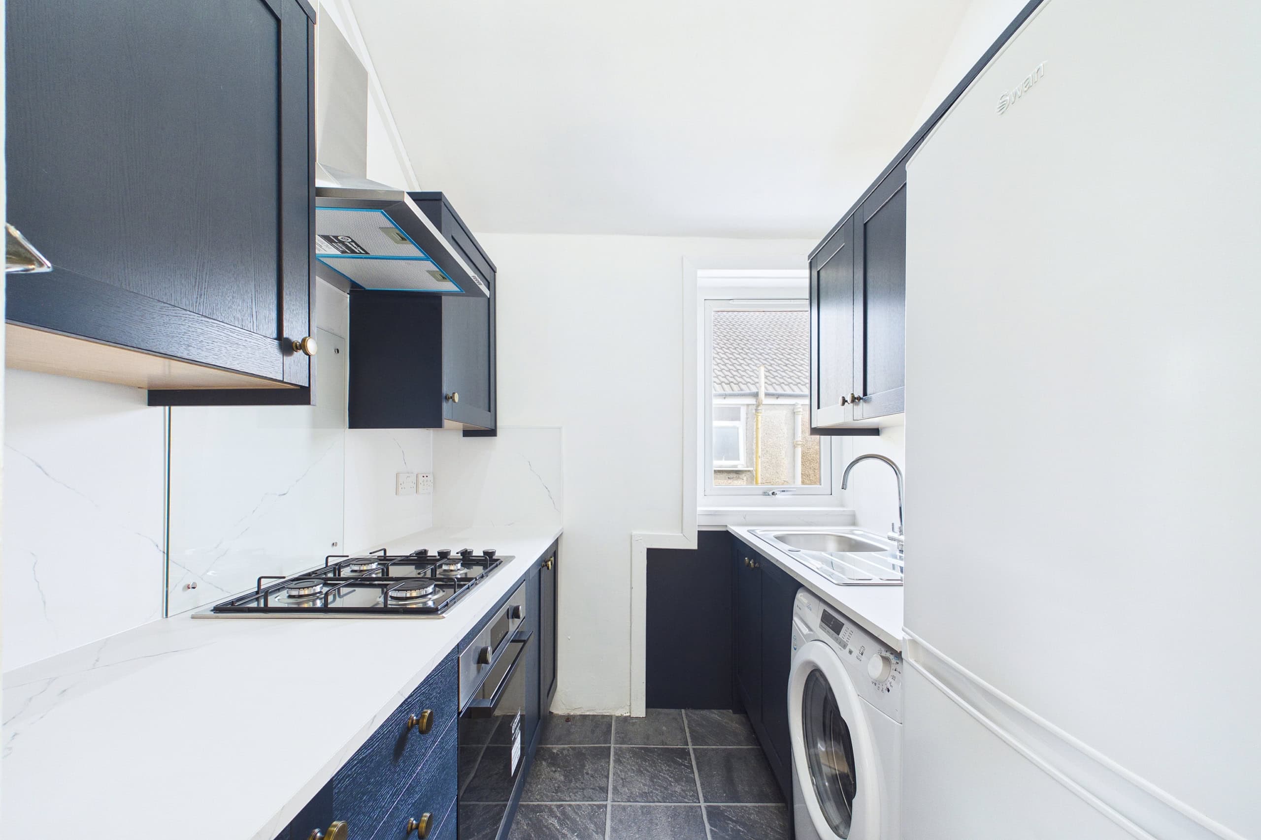 Refurbished Three-Bedroom Upper Cottage Flat To Let in Mosspark, Glasgow