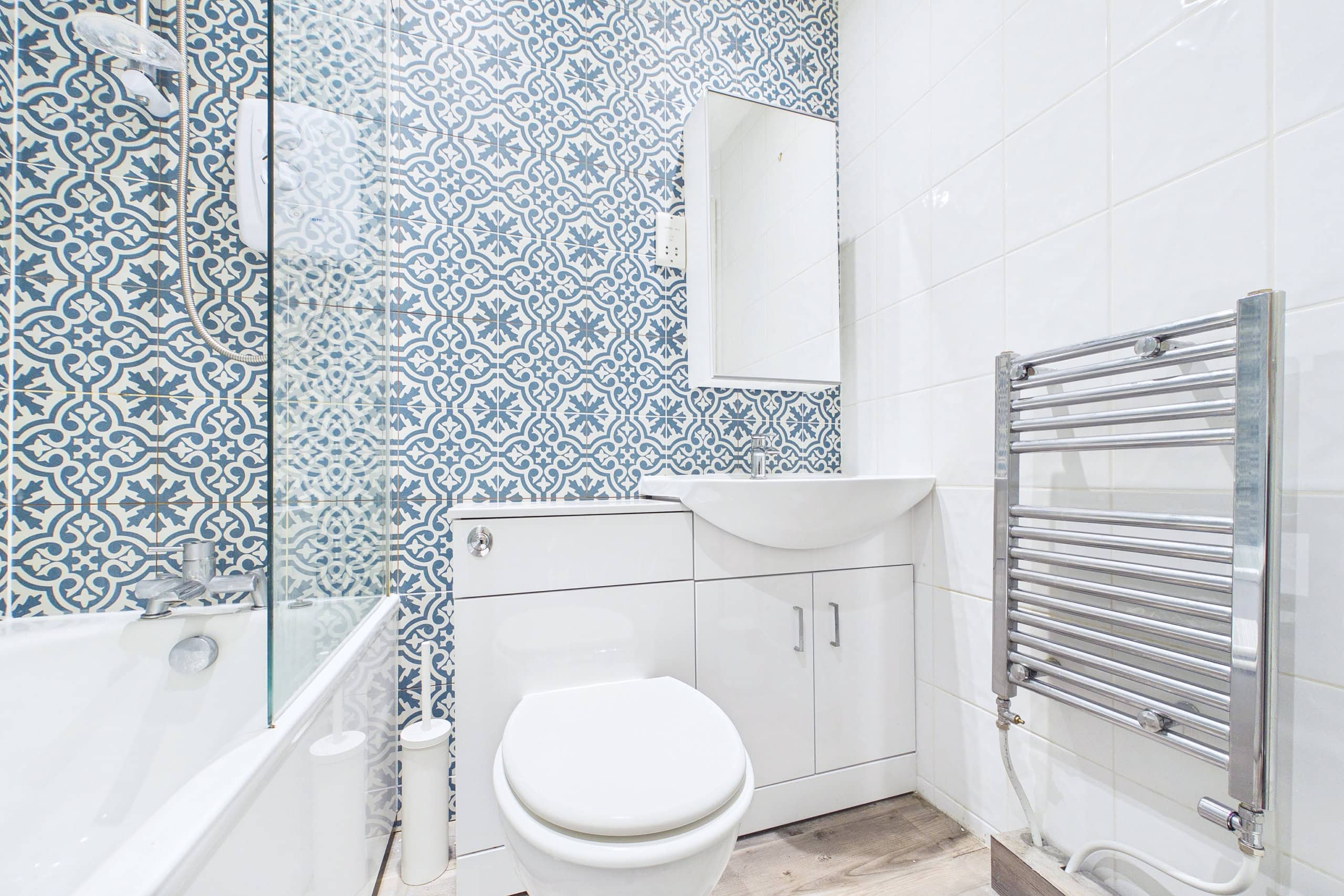 48 West Regent Street - Stylish One-Bedroom Apartment To Let in De Quincey House