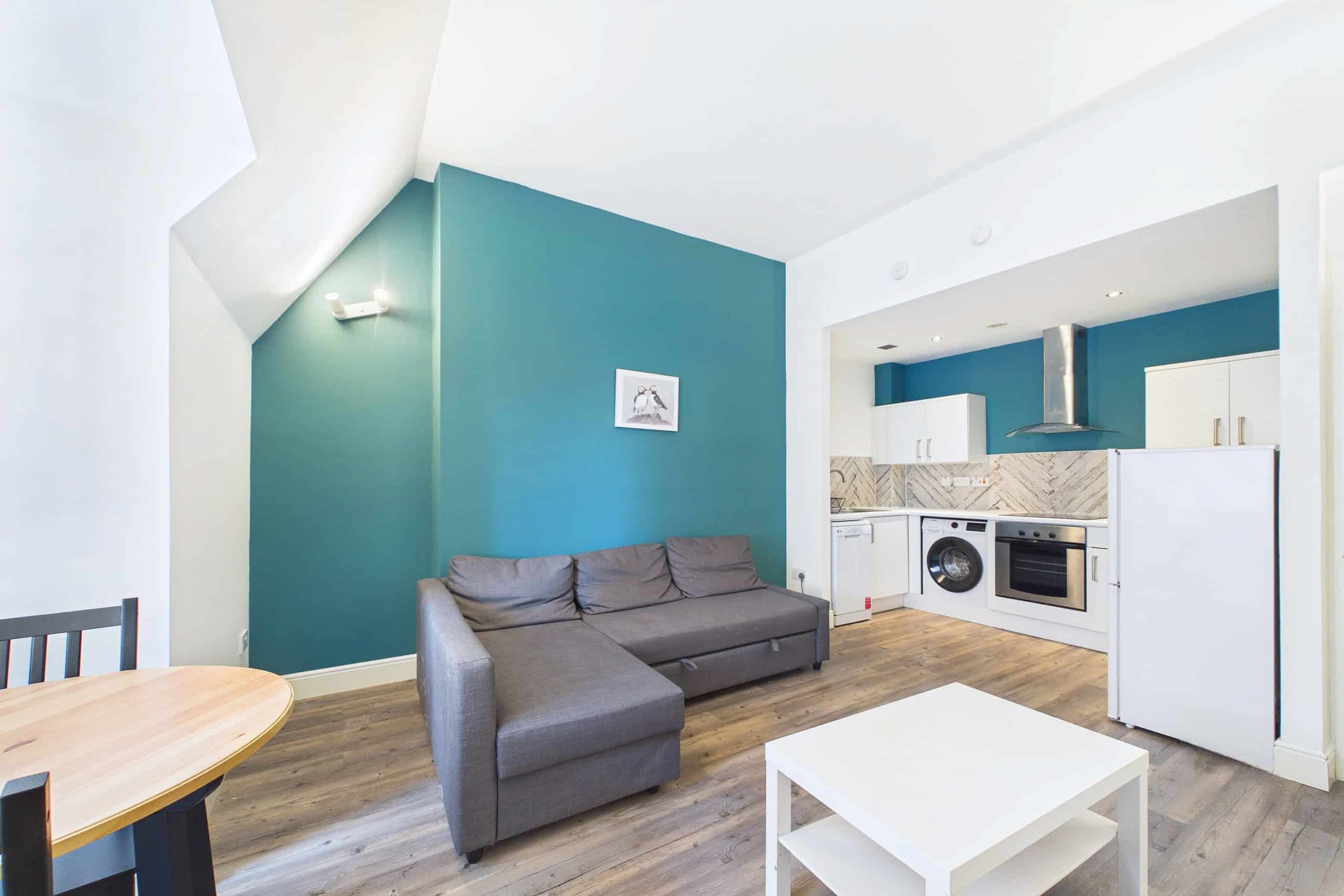 48 West Regent Street - Stylish One-Bedroom Apartment To Let in De Quincey House