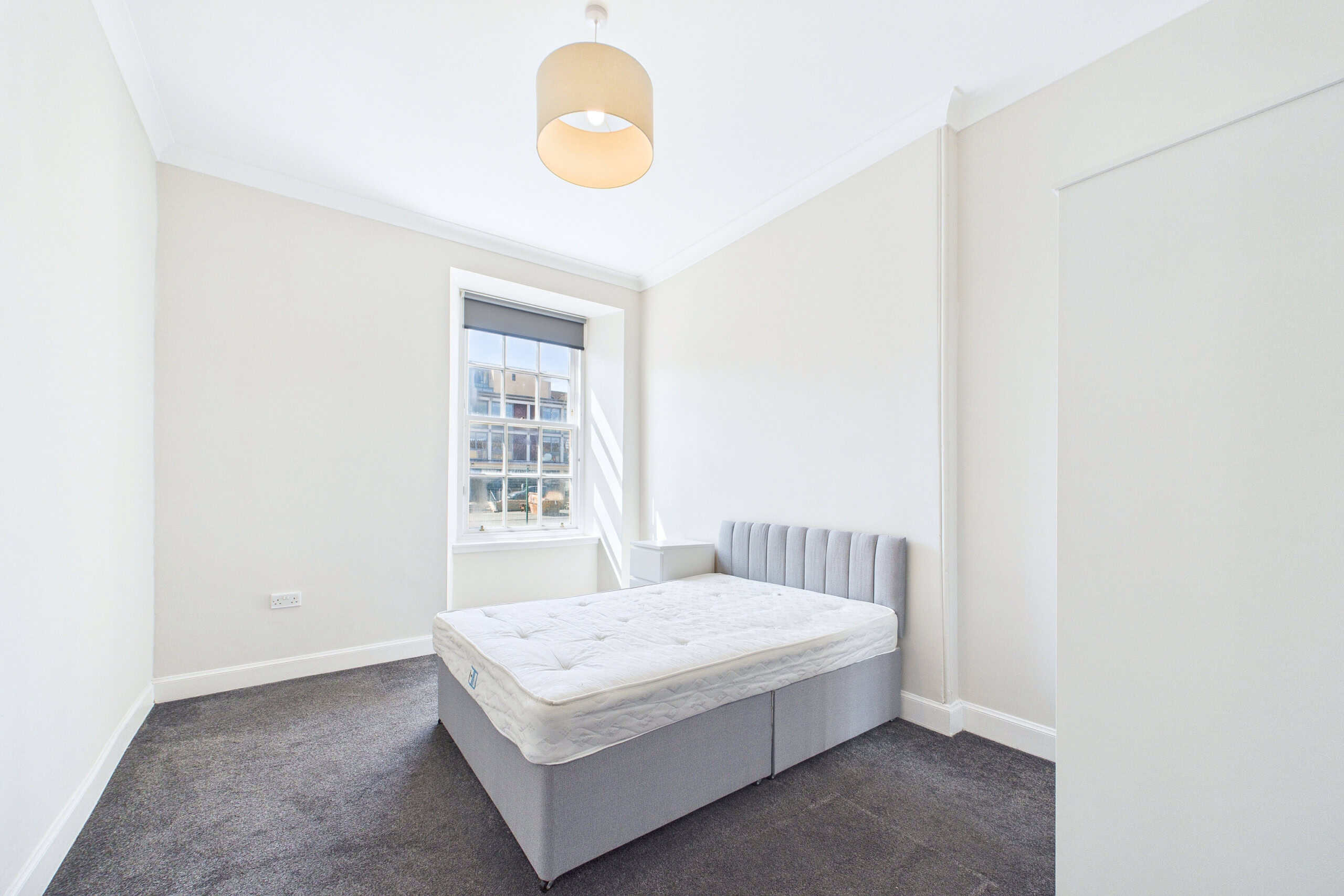 46 Buccleuch Street - Stylish Three-Bedroom Tenement Flat for Sale in Glasgow City Centre