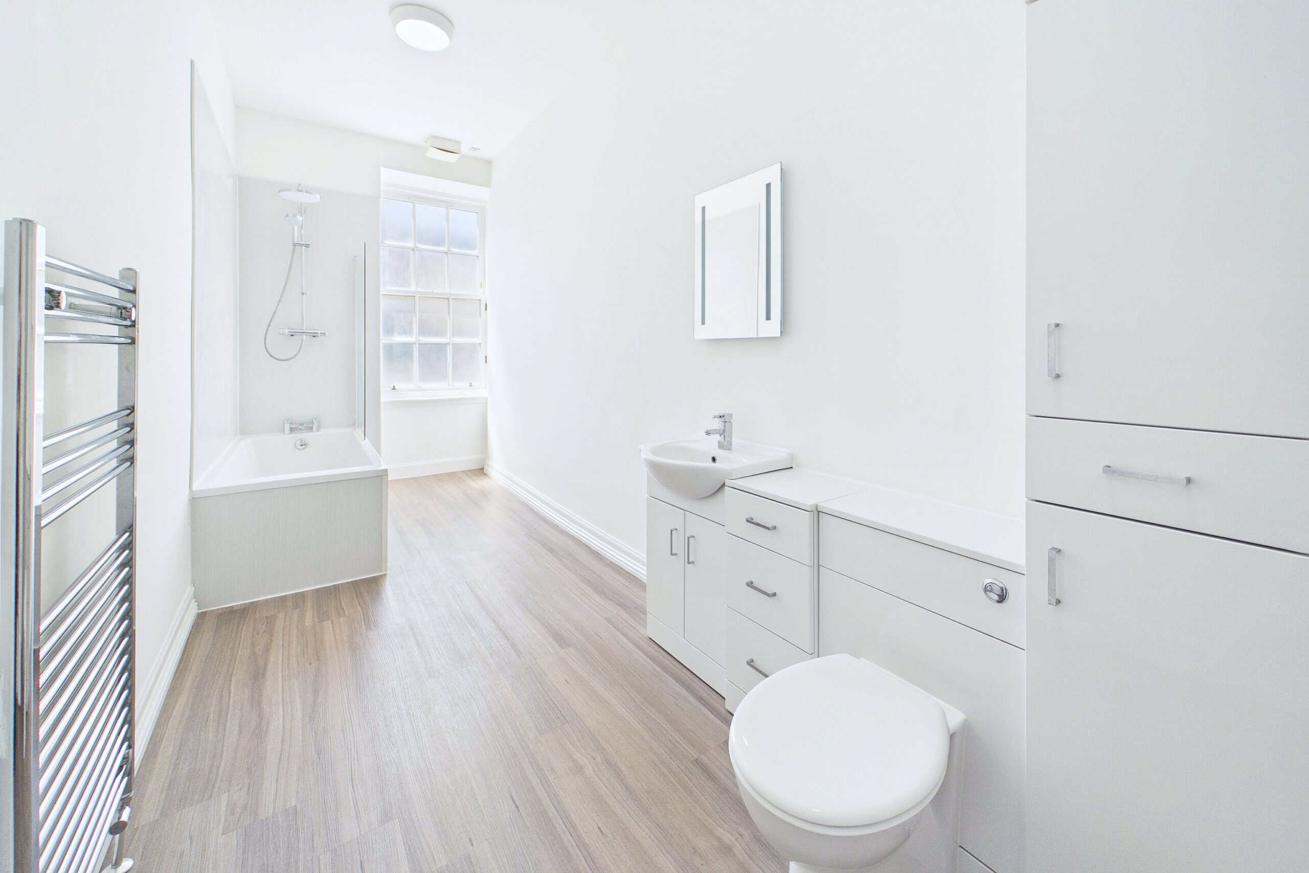 46 Buccleuch Street - Stylish Three-Bedroom Tenement Flat for Sale in Glasgow City Centre