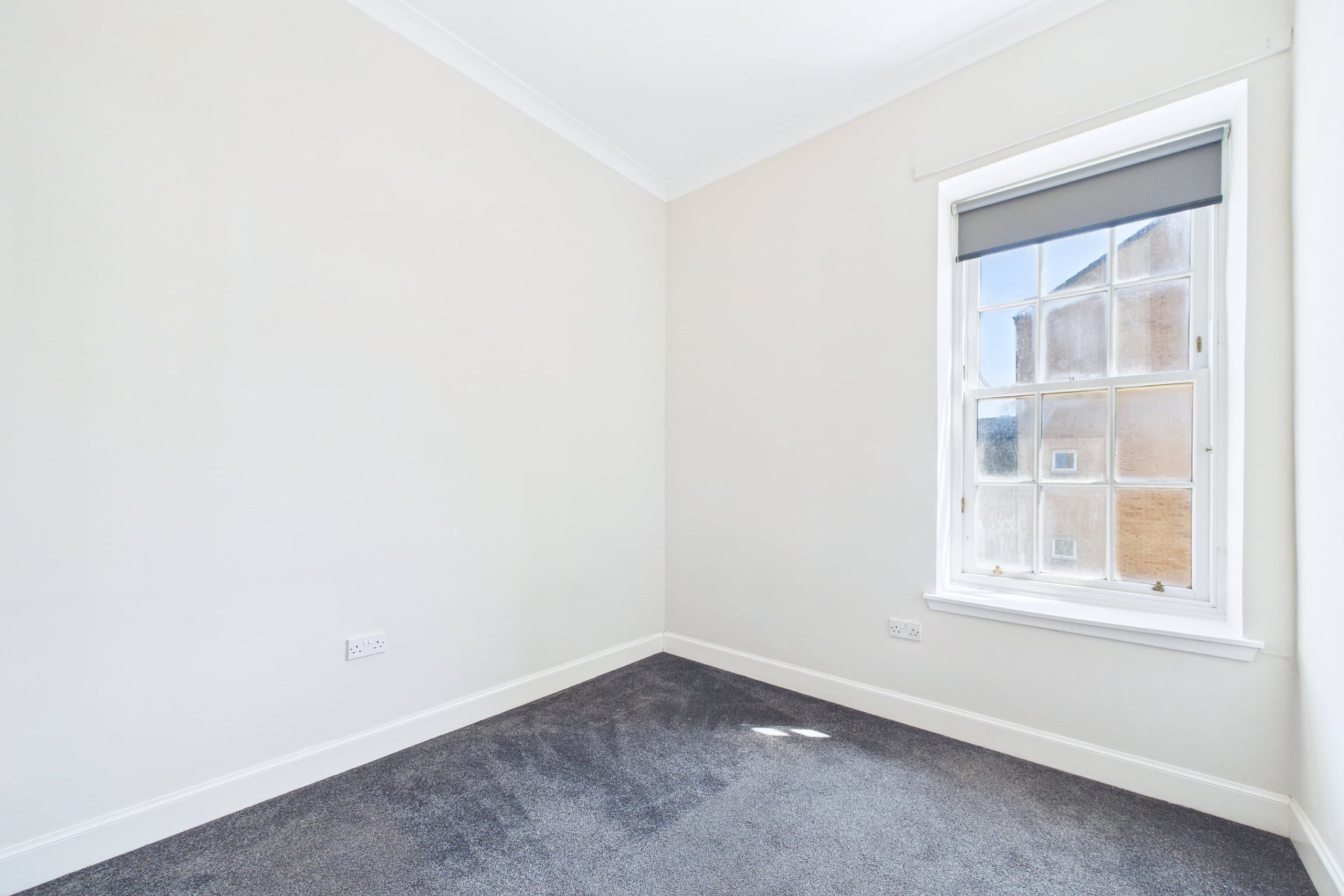 46 Buccleuch Street - Stylish Three-Bedroom Tenement Flat for Sale in Glasgow City Centre