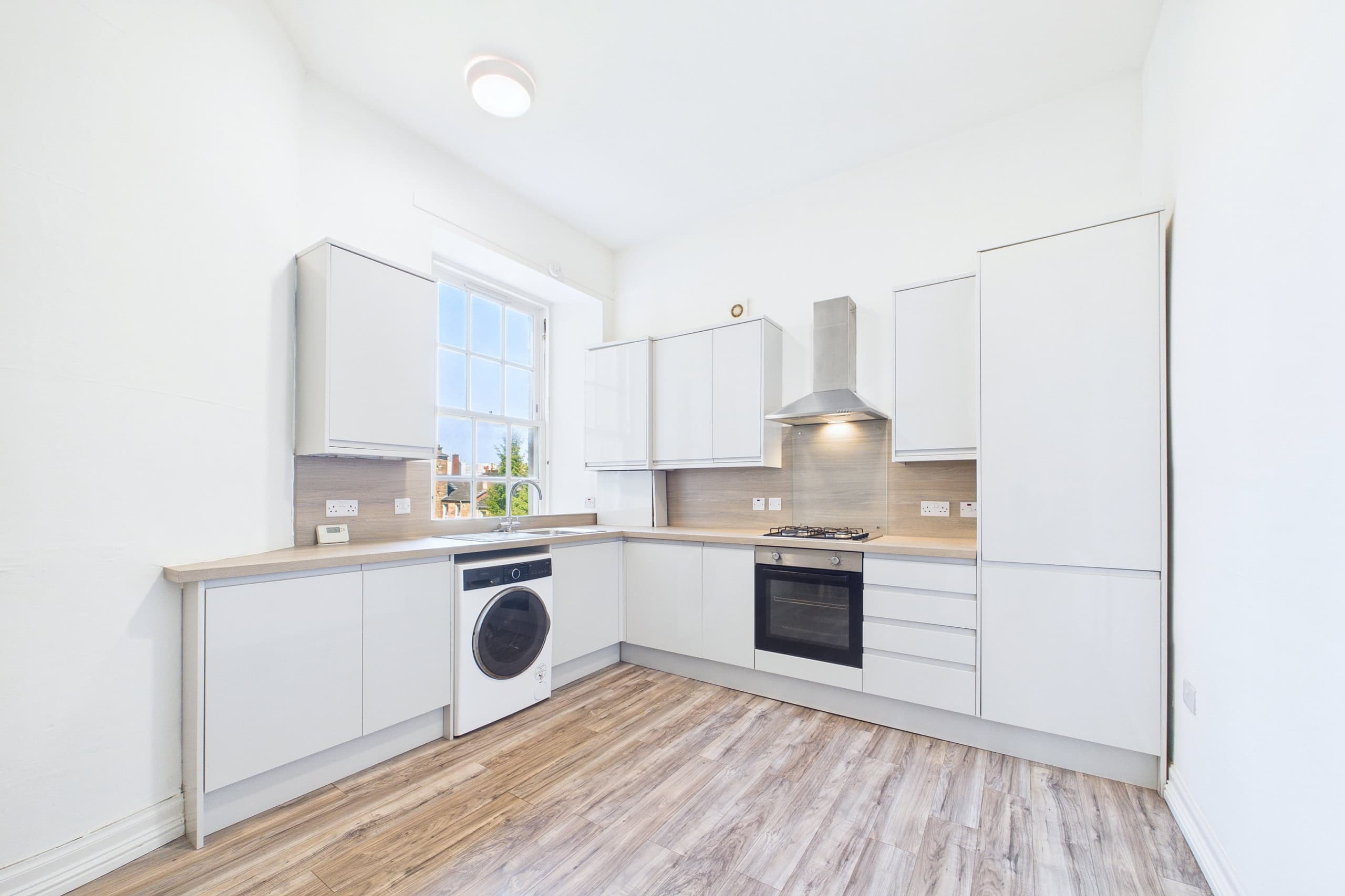 46 Buccleuch Street - Stylish Three-Bedroom Tenement Flat for Sale in Glasgow City Centre