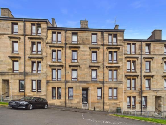 Bright One-Bedroom Top Floor Tenement Flat To Let in Dennistoun, Glasgow