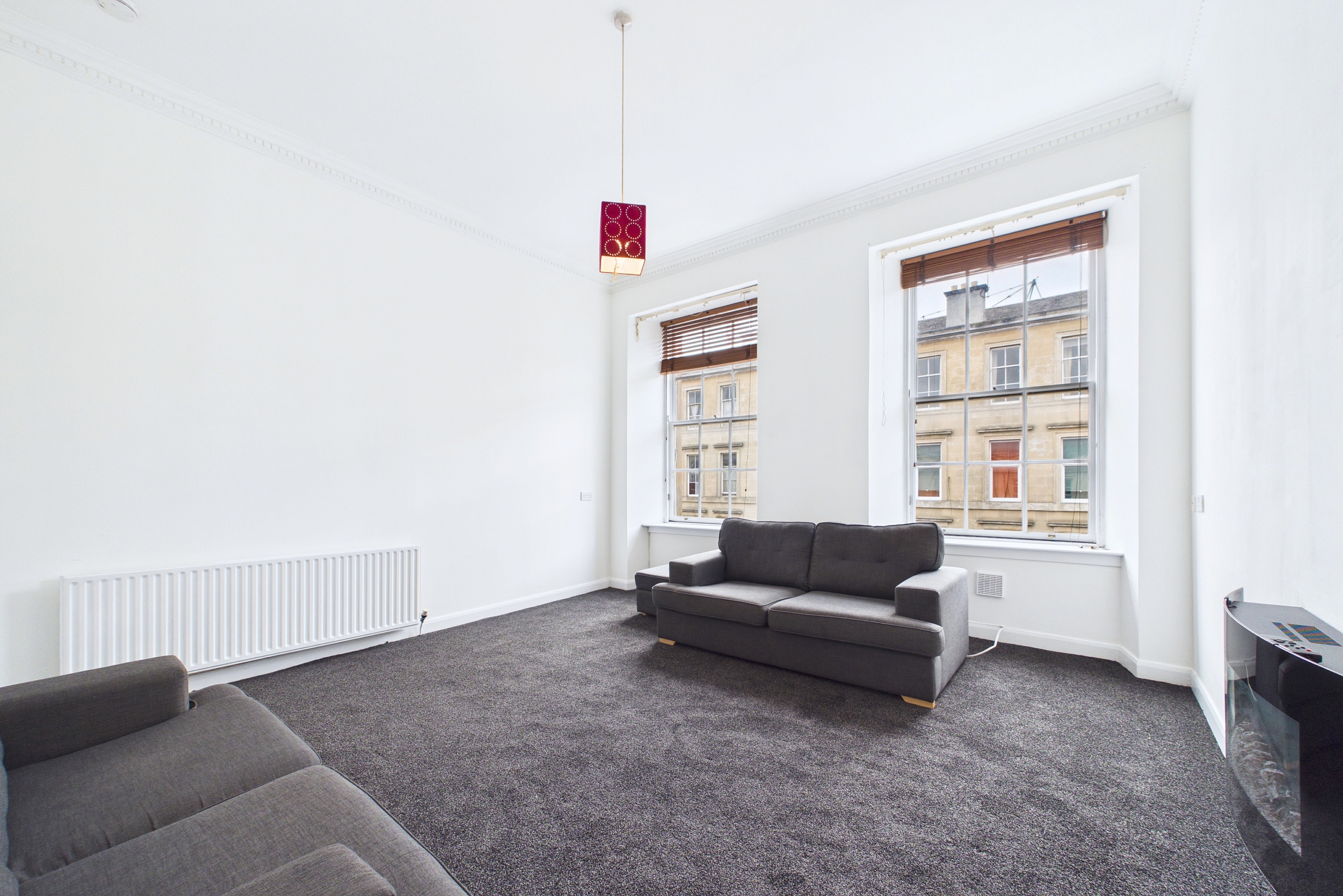 Three-Bedroom Top Floor Tenement Flat To Let on West Princes Street, Glasgow