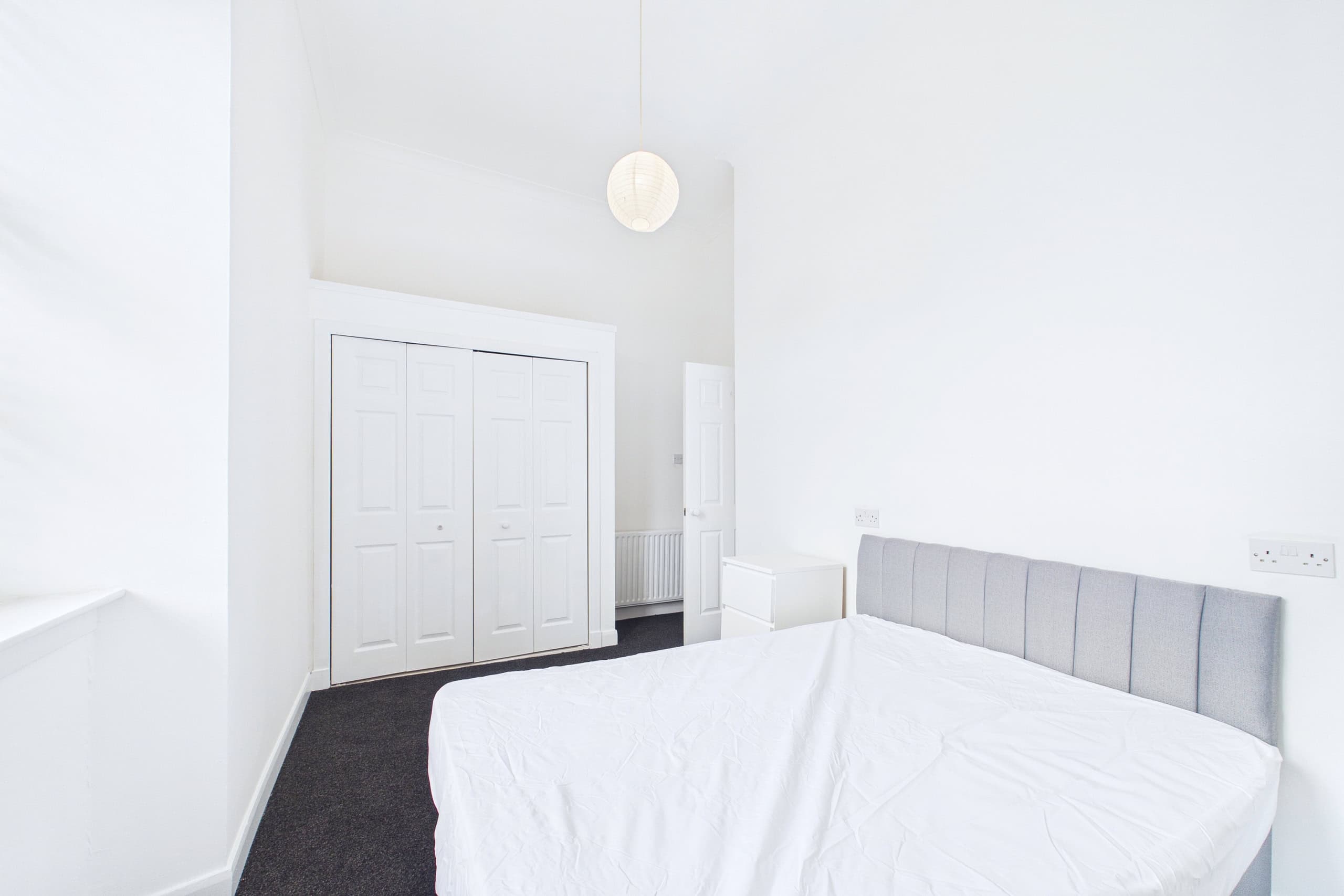 Three-Bedroom Top Floor Tenement Flat To Let on West Princes Street, Glasgow