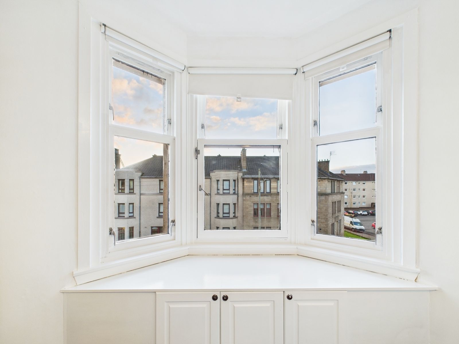 Spacious Two-Bedroom Flat To Let in Dennistoun, Glasgow